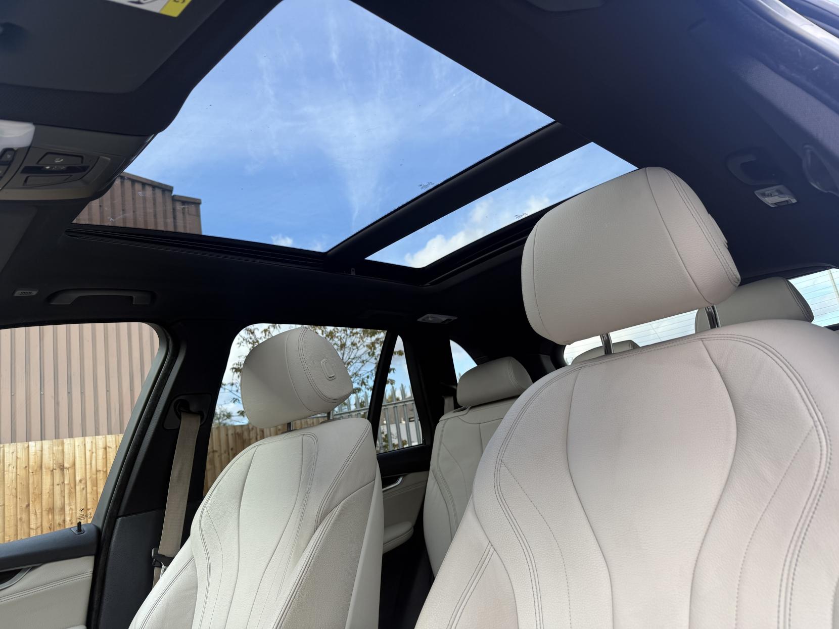 BMW X5 3.0 40d M Sport SUV 5dr Diesel Auto xDrive Euro 6 (s/s) (313 ps)