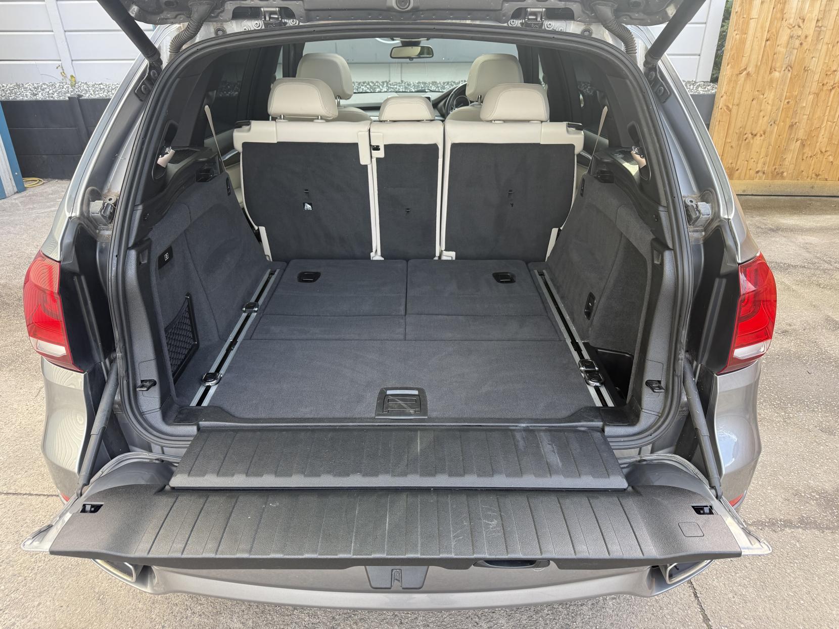 BMW X5 3.0 40d M Sport SUV 5dr Diesel Auto xDrive Euro 6 (s/s) (313 ps)