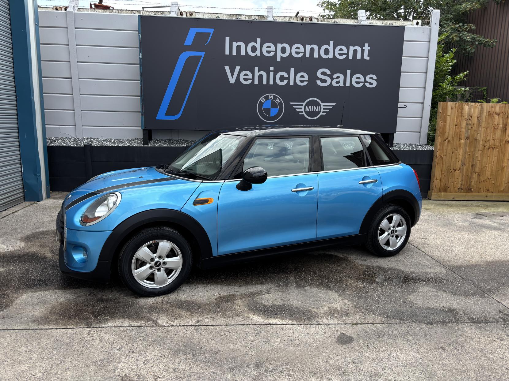 MINI Hatch 1.5 Cooper D Hatchback 5dr Diesel Manual Euro 6 (s/s) (116 ps)