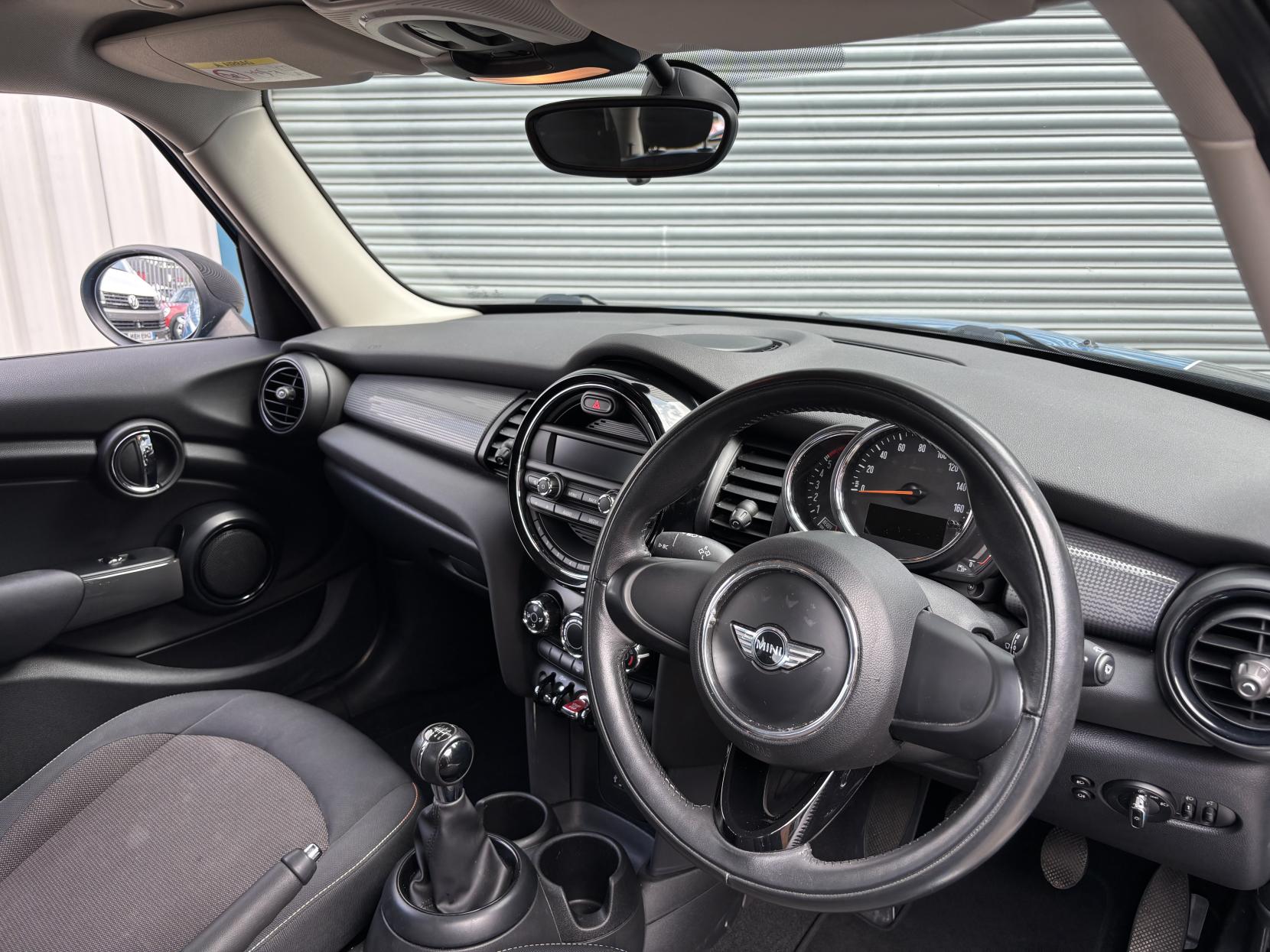 MINI Hatch 1.5 Cooper D Hatchback 5dr Diesel Manual Euro 6 (s/s) (116 ps)
