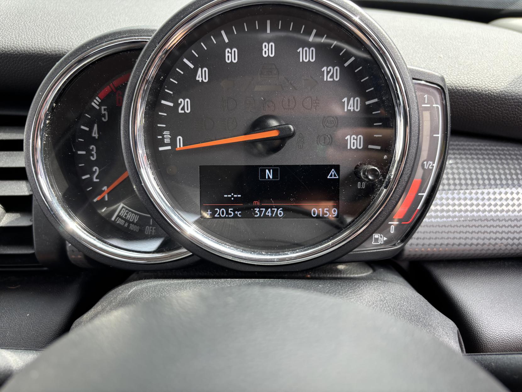 MINI Hatch 1.5 Cooper D Hatchback 5dr Diesel Manual Euro 6 (s/s) (116 ps)