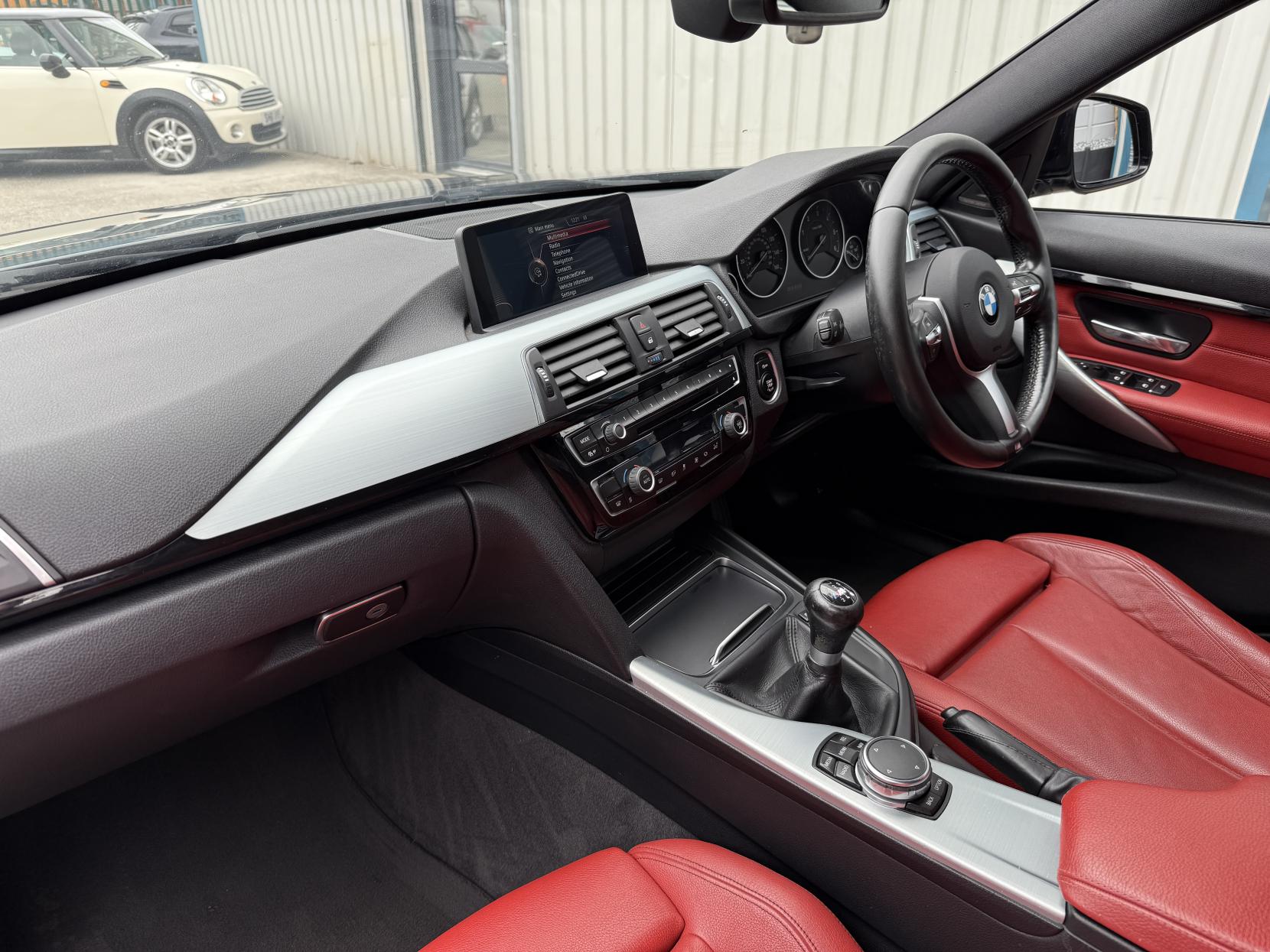 BMW 3 Series 2.0 318d M Sport Saloon 4dr Diesel Manual Euro 6 (s/s) (150 ps)