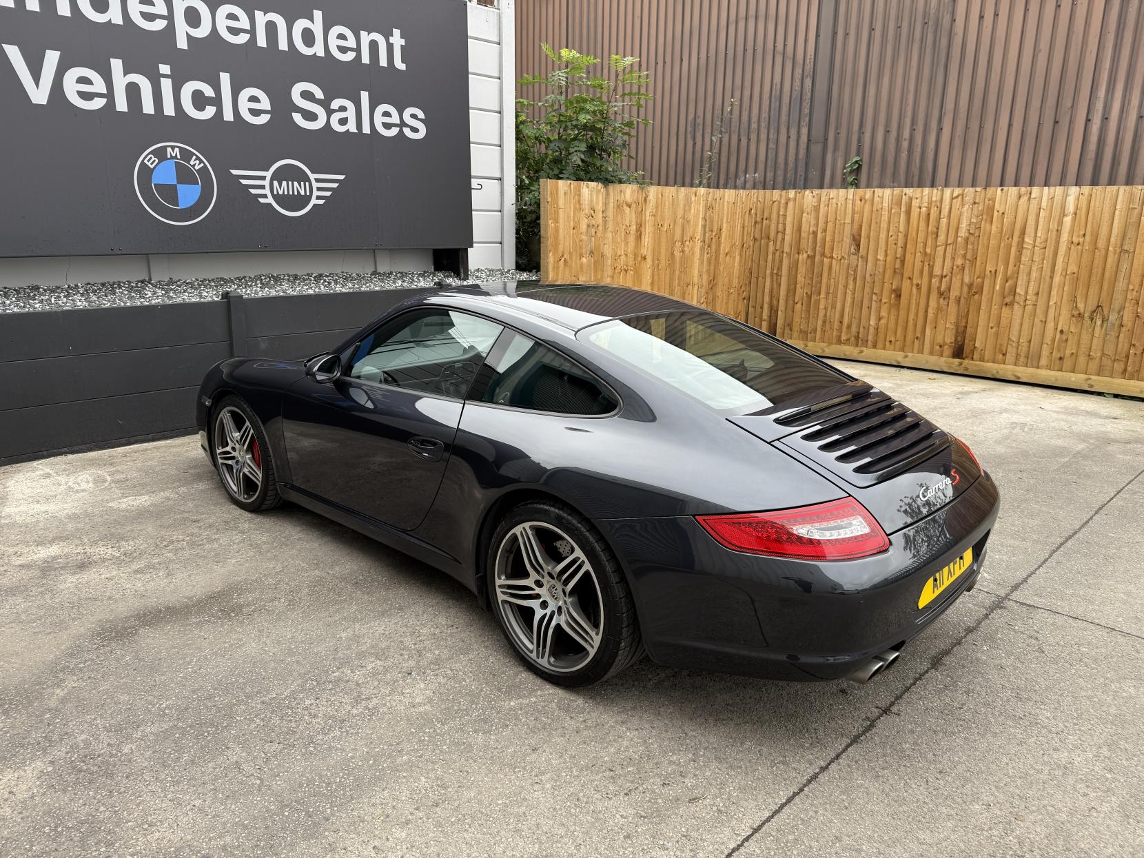 Porsche 911 3.8 997 Carrera S Coupe 2dr Petrol Tiptronic S (280 g/km, 350 bhp)