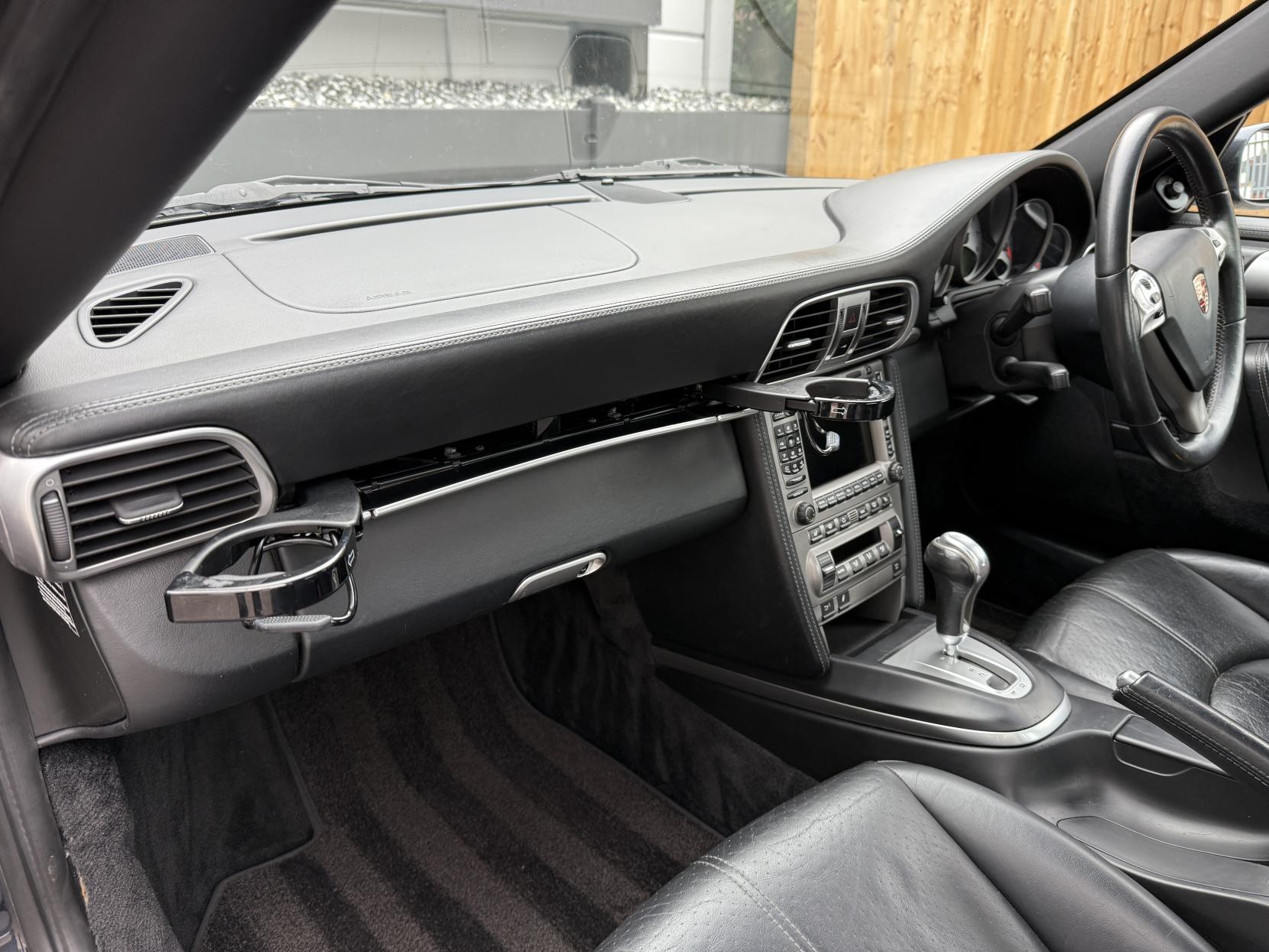 Porsche 911 3.8 997 Carrera S Coupe 2dr Petrol Tiptronic S (280 g/km, 350 bhp)