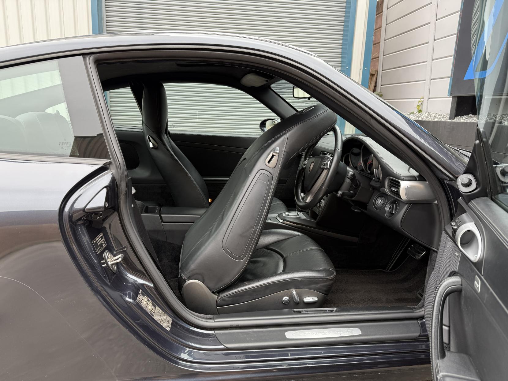 Porsche 911 3.8 997 Carrera S Coupe 2dr Petrol Tiptronic S (280 g/km, 350 bhp)