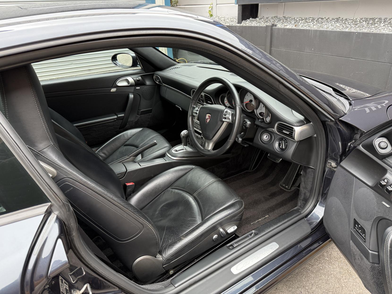 Porsche 911 3.8 997 Carrera S Coupe 2dr Petrol Tiptronic S (280 g/km, 350 bhp)