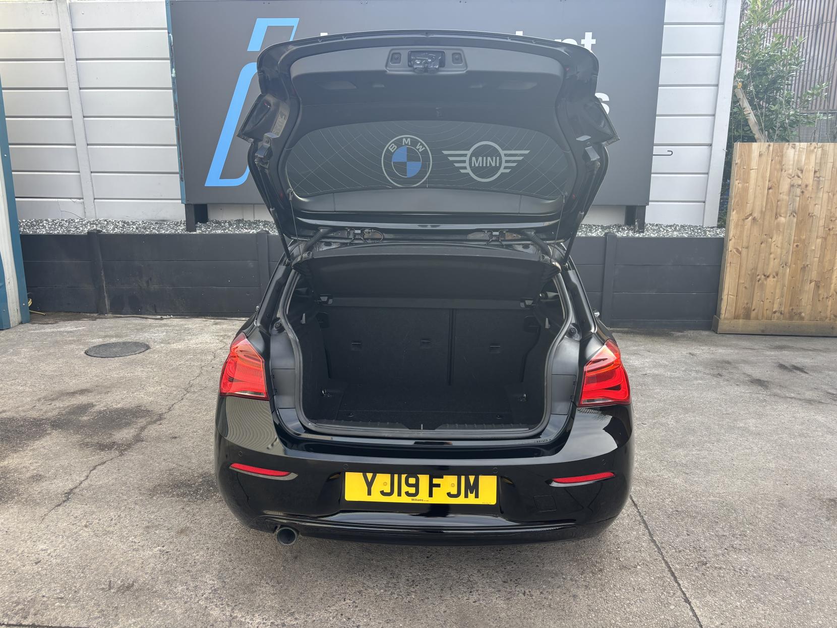 BMW 1 Series 1.5 116d Sport Hatchback 5dr Diesel Manual Euro 6 (s/s) (116 ps)