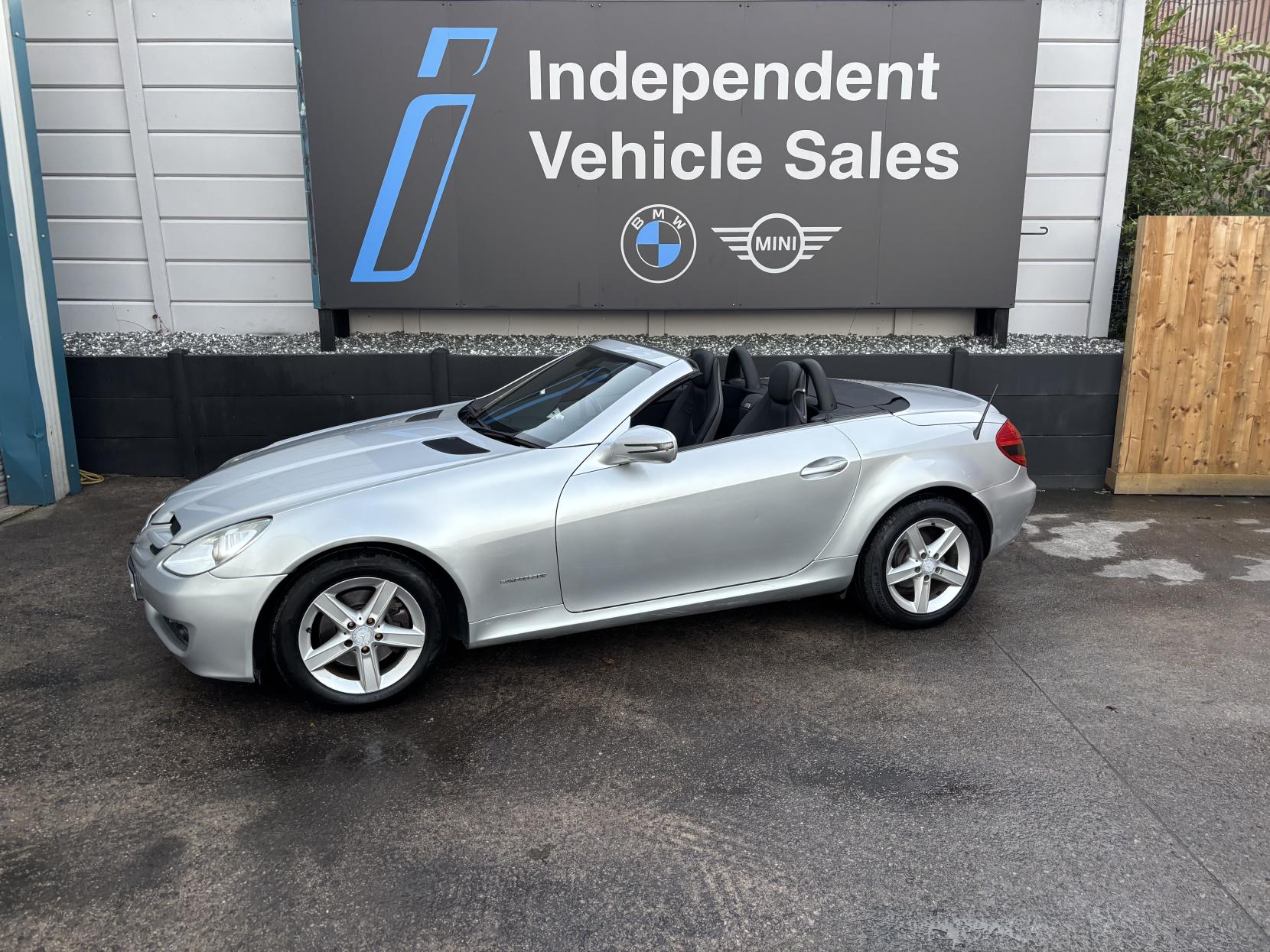 Mercedes-Benz SLK 1.8 SLK200K Convertible 2dr Petrol Tiptronic Euro 4 (184 ps)