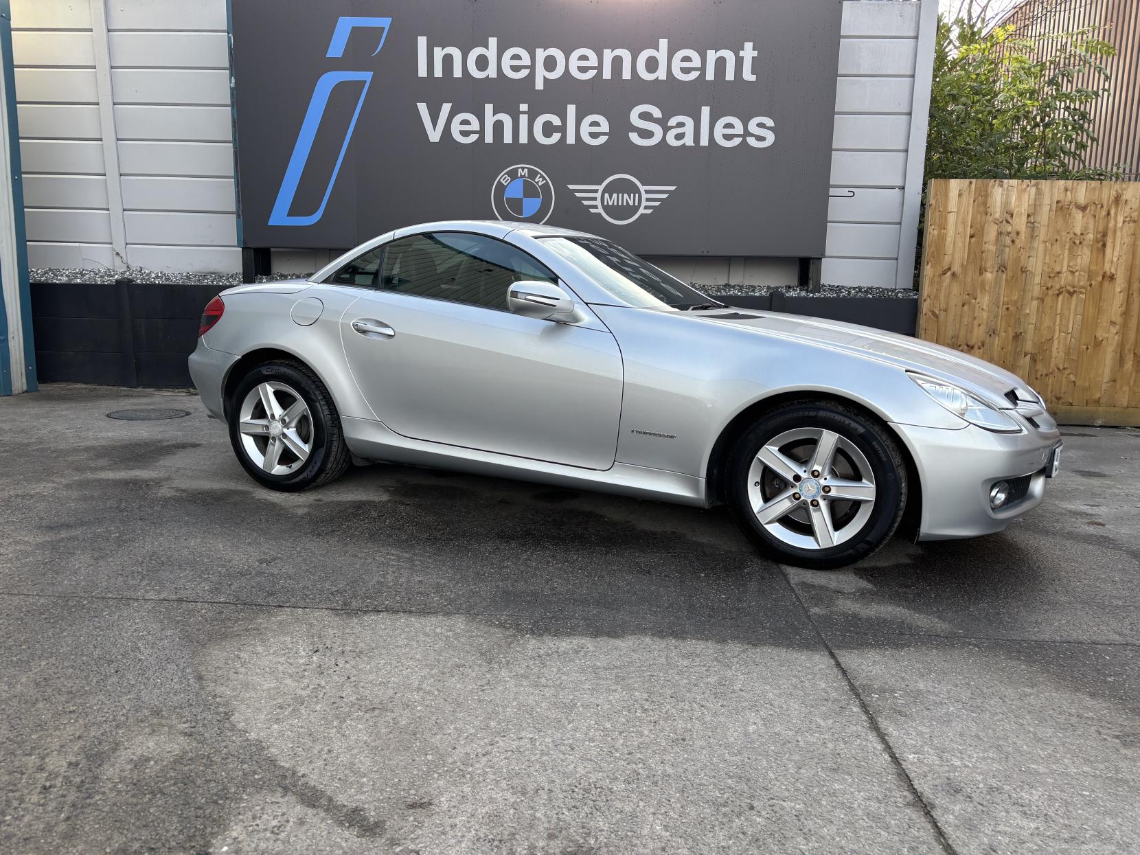Mercedes-Benz SLK 1.8 SLK200K Convertible 2dr Petrol Tiptronic Euro 4 (184 ps)