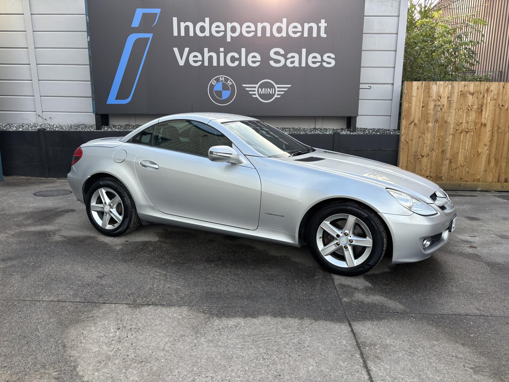 Mercedes-Benz SLK 1.8 SLK200K Convertible 2dr Petrol Tiptronic Euro 4 (184 ps)