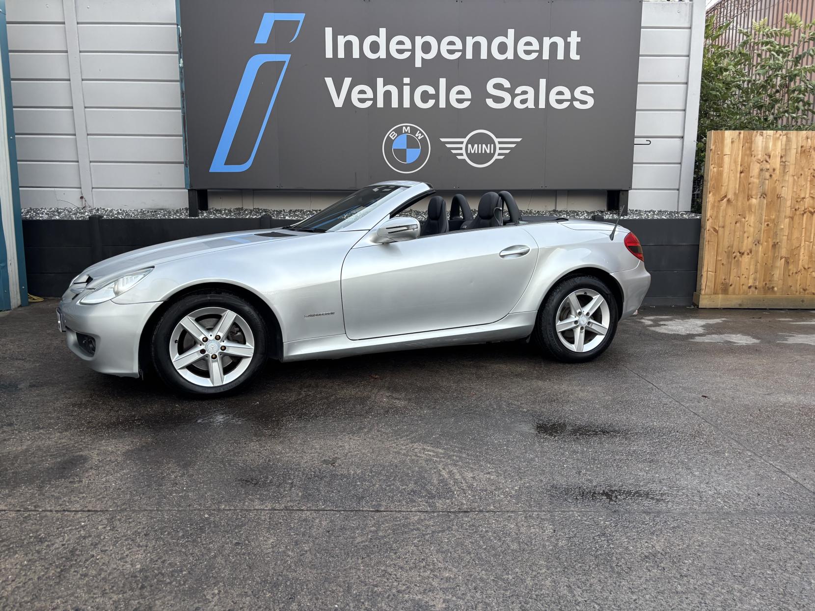 Mercedes-Benz SLK 1.8 SLK200K Convertible 2dr Petrol Tiptronic Euro 4 (184 ps)