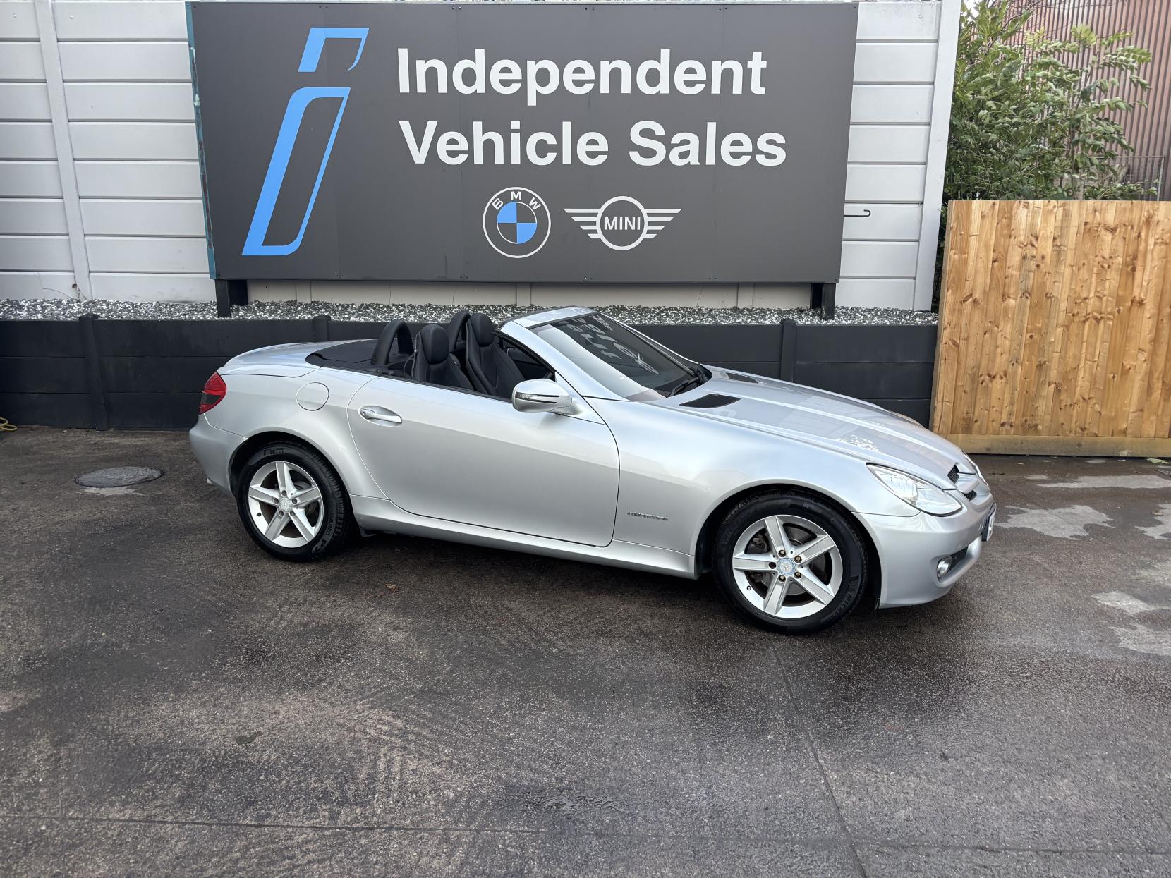 Mercedes-Benz SLK 1.8 SLK200K Convertible 2dr Petrol Tiptronic Euro 4 (184 ps)