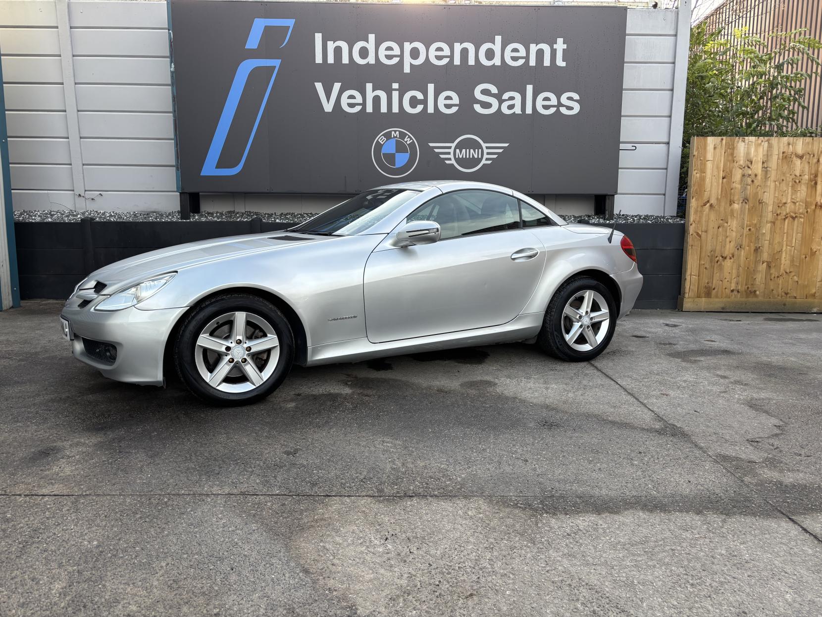 Mercedes-Benz SLK 1.8 SLK200K Convertible 2dr Petrol Tiptronic Euro 4 (184 ps)