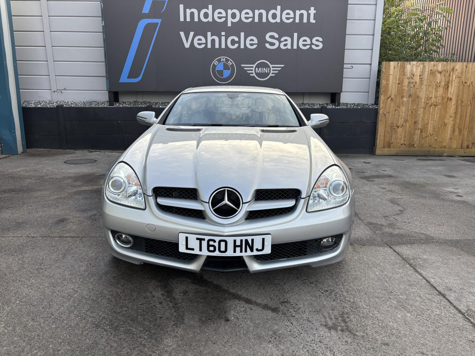 Mercedes-Benz SLK 1.8 SLK200K Convertible 2dr Petrol Tiptronic Euro 4 (184 ps)