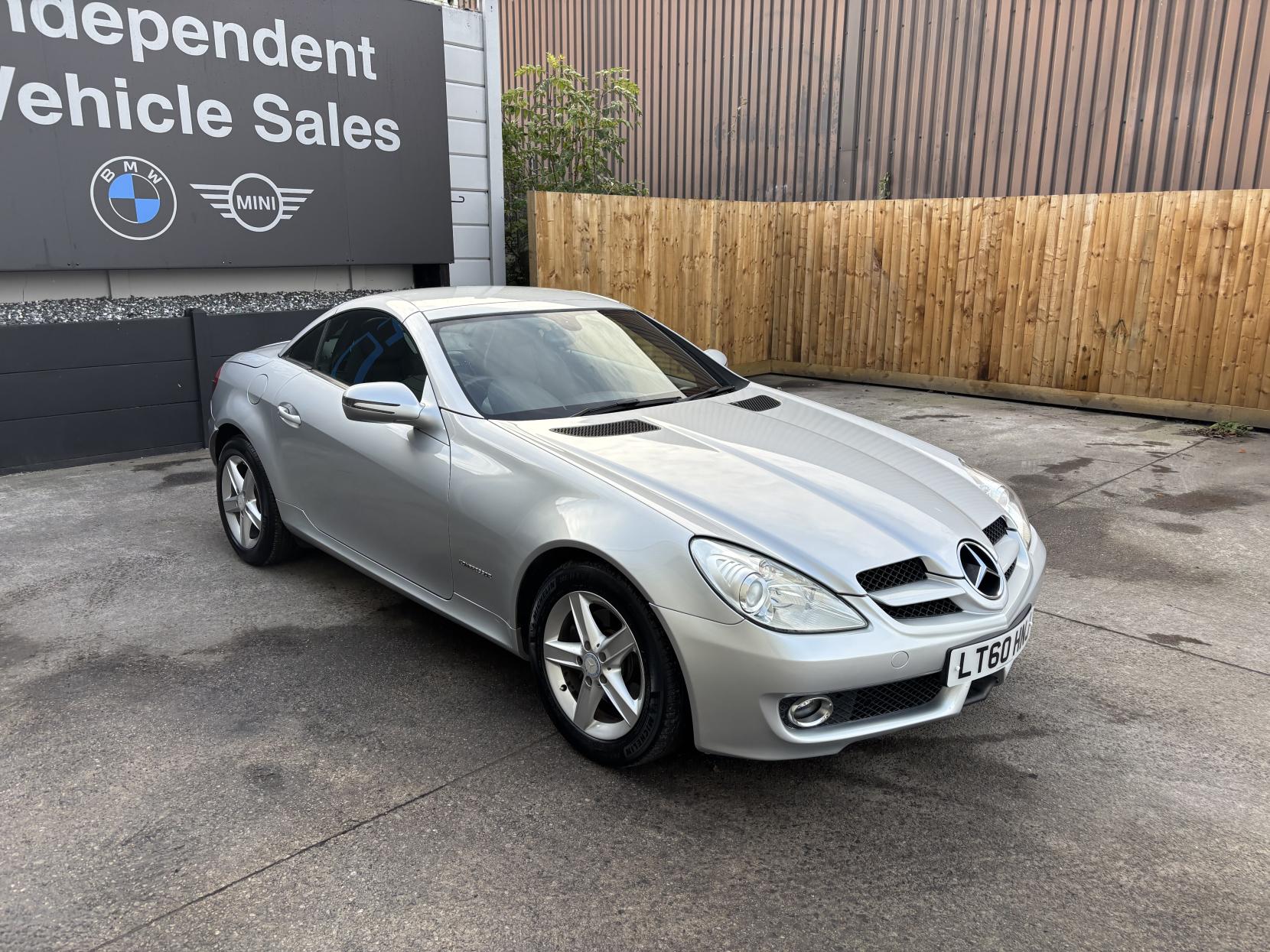 Mercedes-Benz SLK 1.8 SLK200K Convertible 2dr Petrol Tiptronic Euro 4 (184 ps)