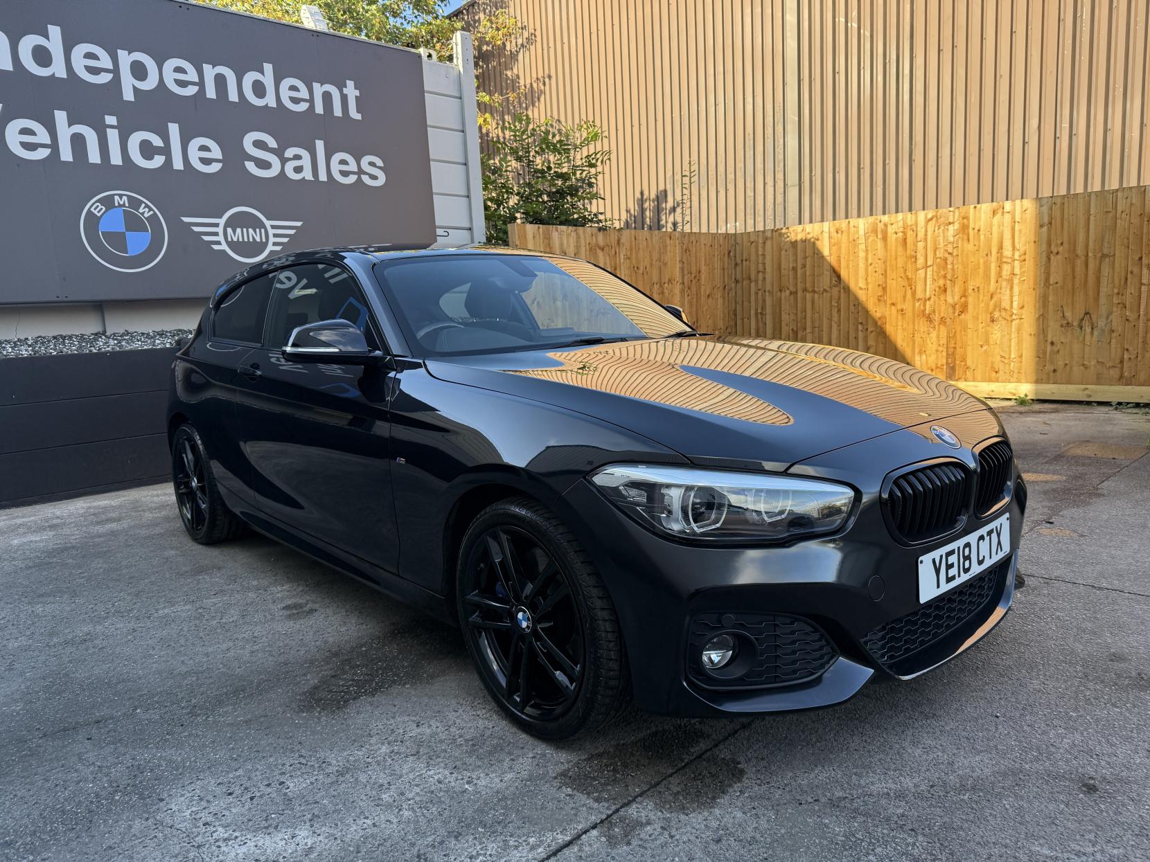 BMW 1 Series 1.5 118i M Sport Shadow Edition Hatchback 3dr Petrol Manual Euro 6 (s/s) (136 ps)