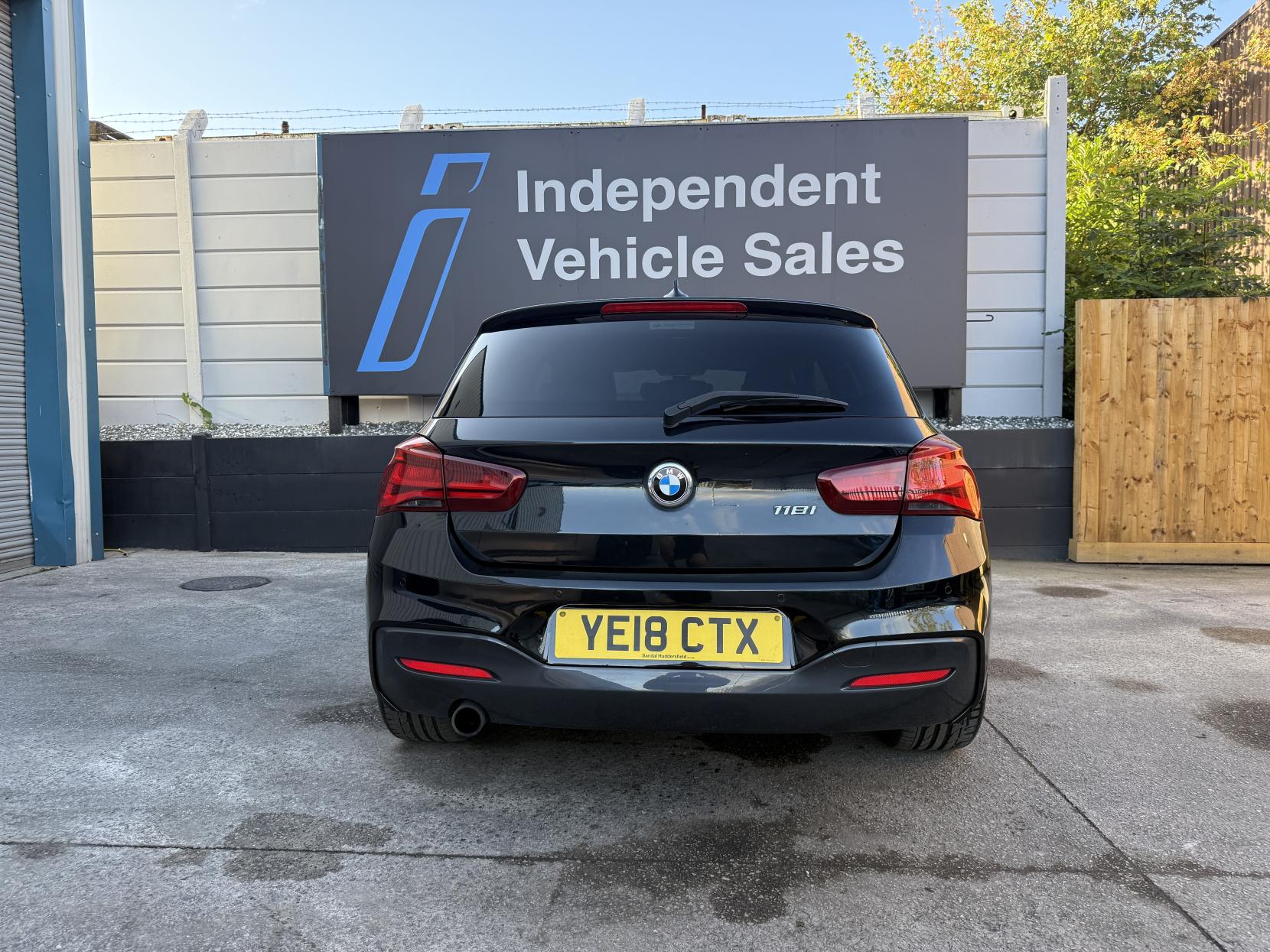 BMW 1 Series 1.5 118i M Sport Shadow Edition Hatchback 3dr Petrol Manual Euro 6 (s/s) (136 ps)