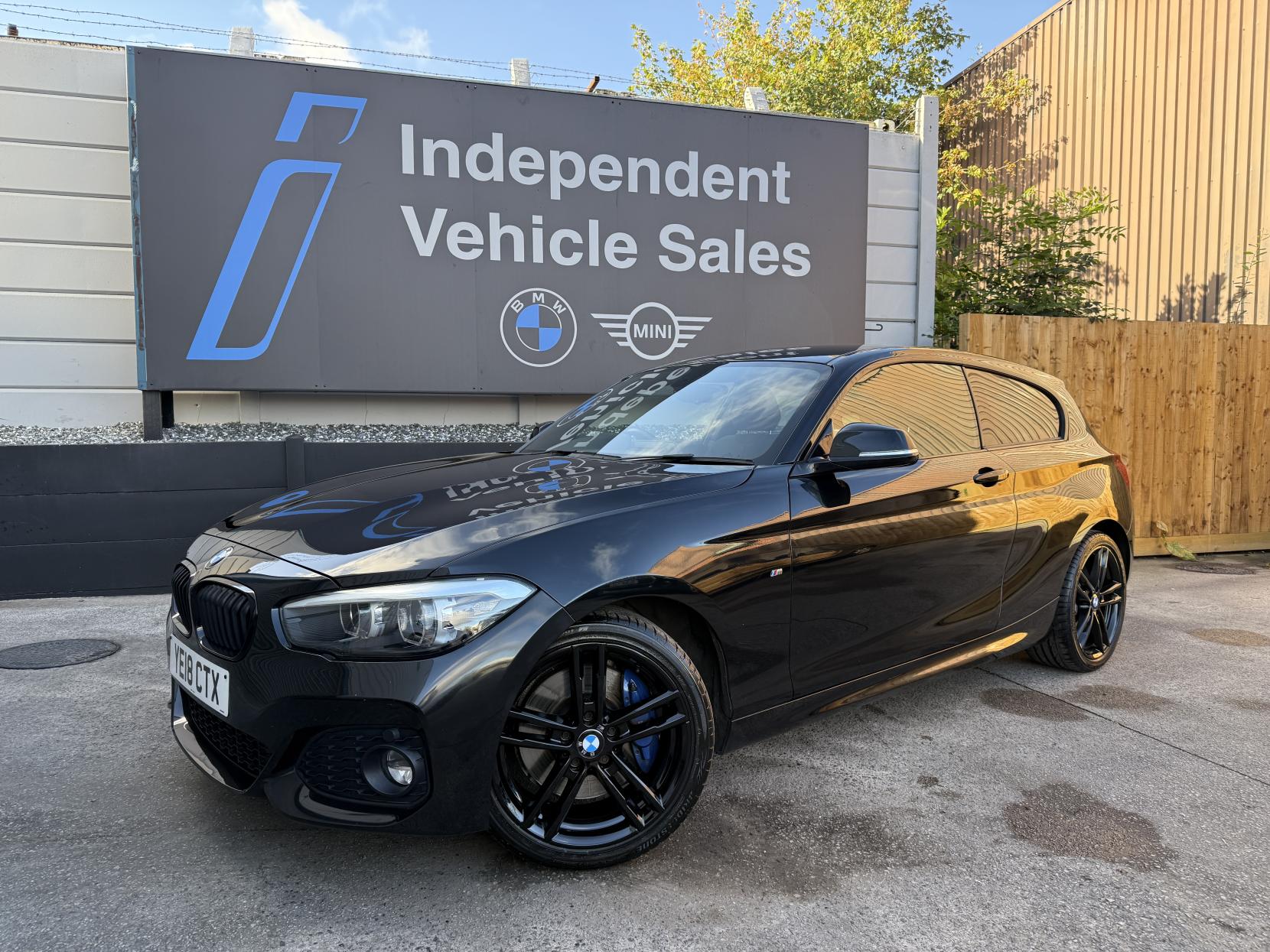 BMW 1 Series 1.5 118i M Sport Shadow Edition Hatchback 3dr Petrol Manual Euro 6 (s/s) (136 ps)