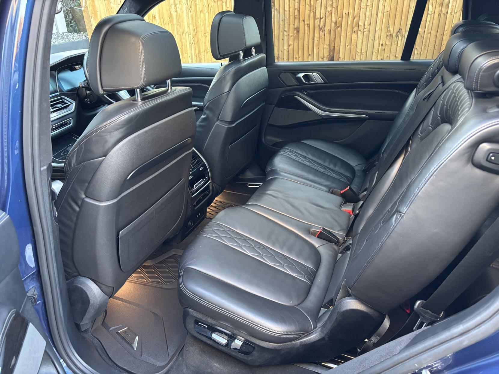 BMW X7 3.0 M50d SUV 5dr Diesel Auto xDrive Euro 6 (s/s) (400 ps)