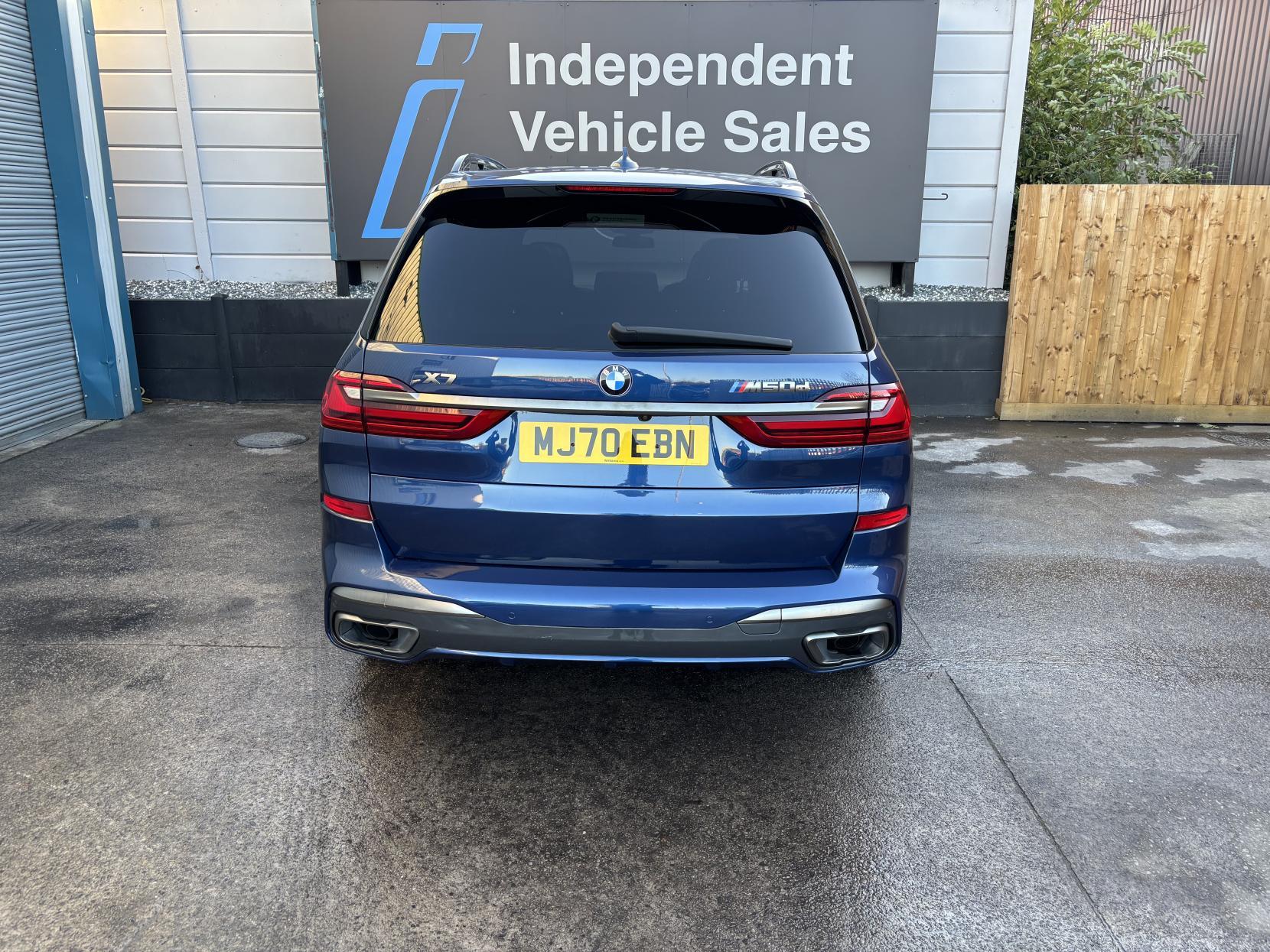 BMW X7 3.0 M50d SUV 5dr Diesel Auto xDrive Euro 6 (s/s) (400 ps)