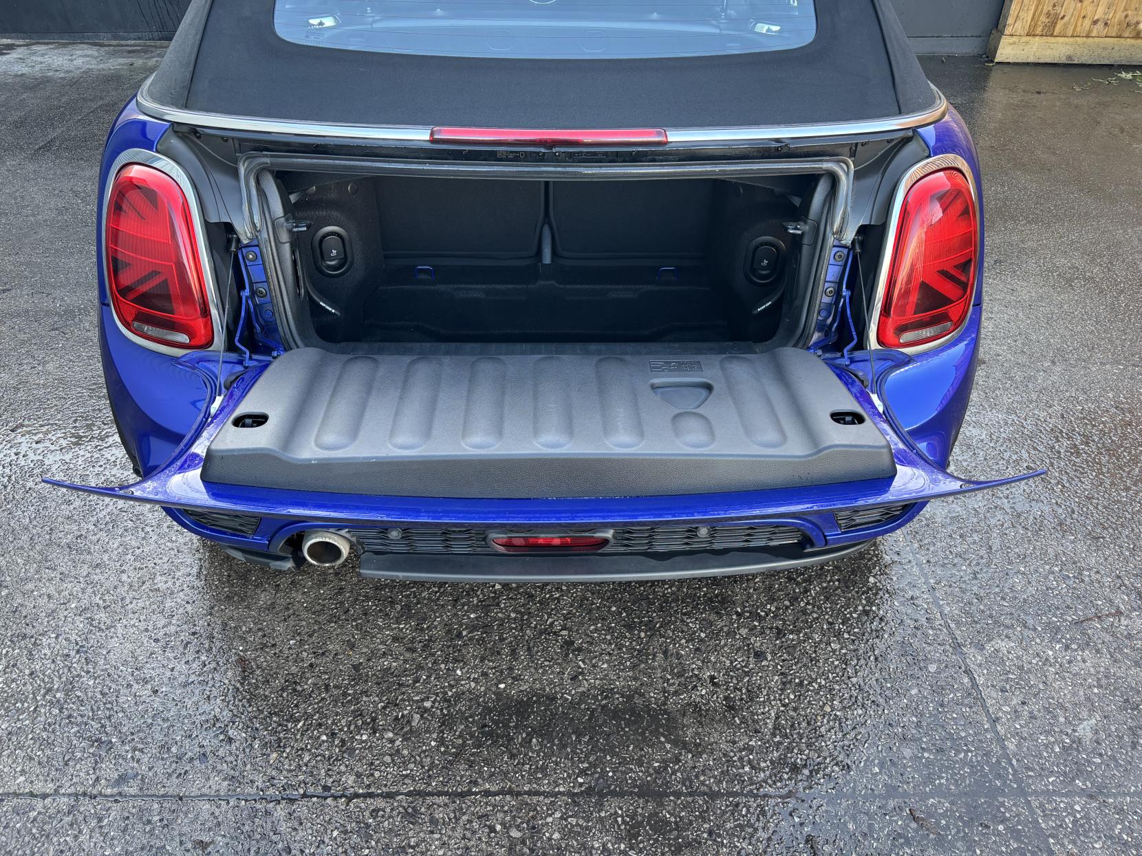 MINI Convertible 1.5 Cooper Convertible 2dr Petrol Manual Euro 6 (s/s) (136 ps)