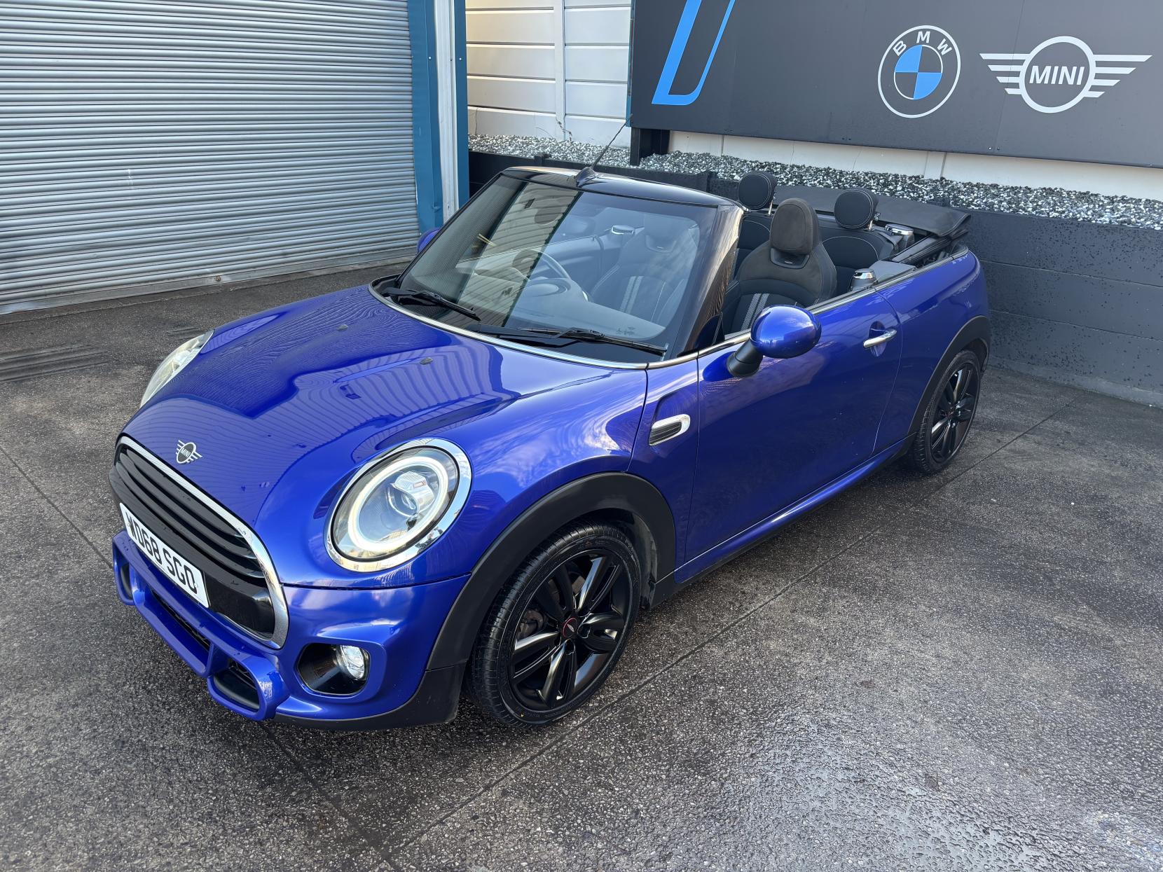 MINI Convertible 1.5 Cooper Convertible 2dr Petrol Manual Euro 6 (s/s) (136 ps)