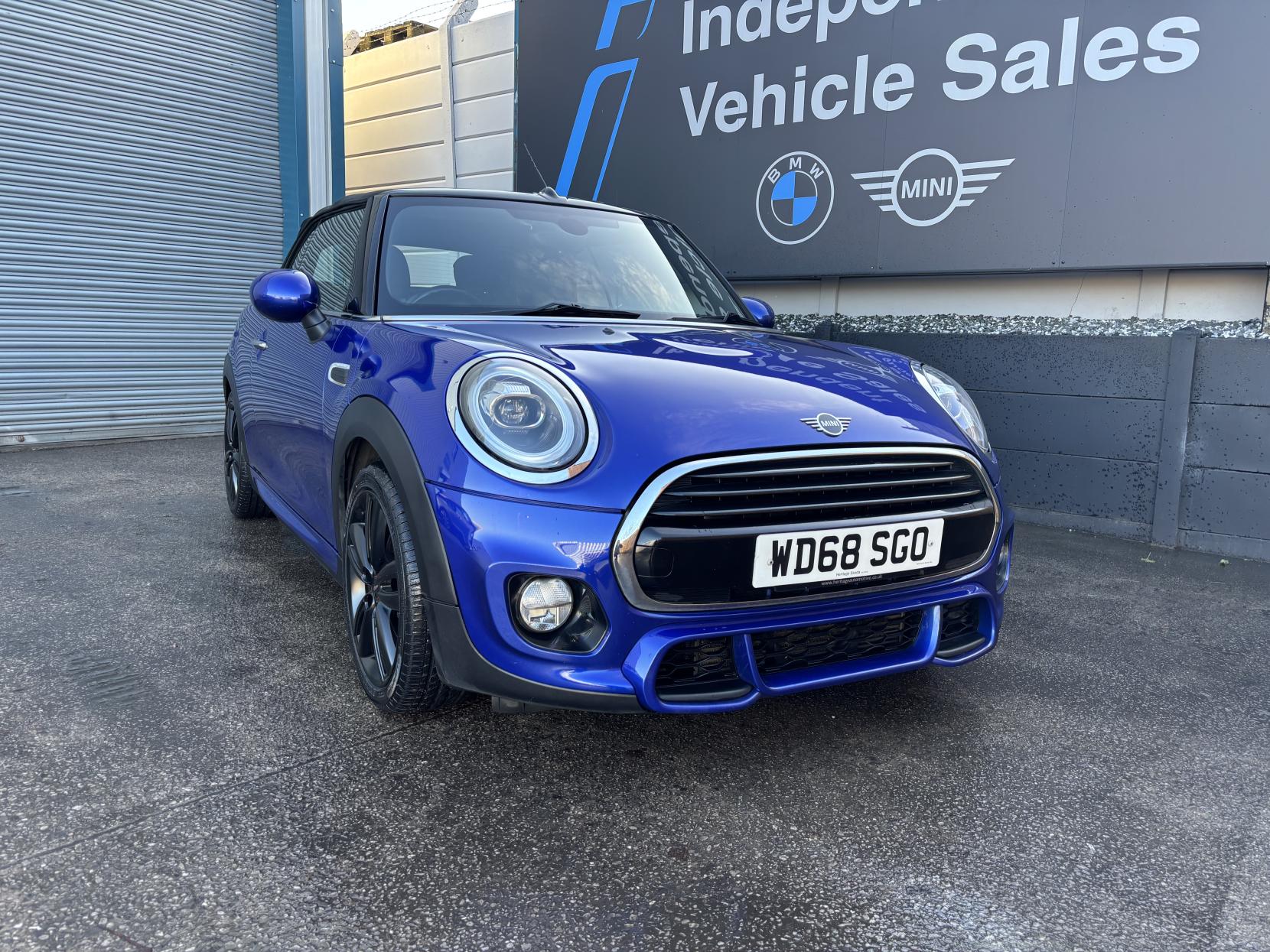 MINI Convertible 1.5 Cooper Convertible 2dr Petrol Manual Euro 6 (s/s) (136 ps)