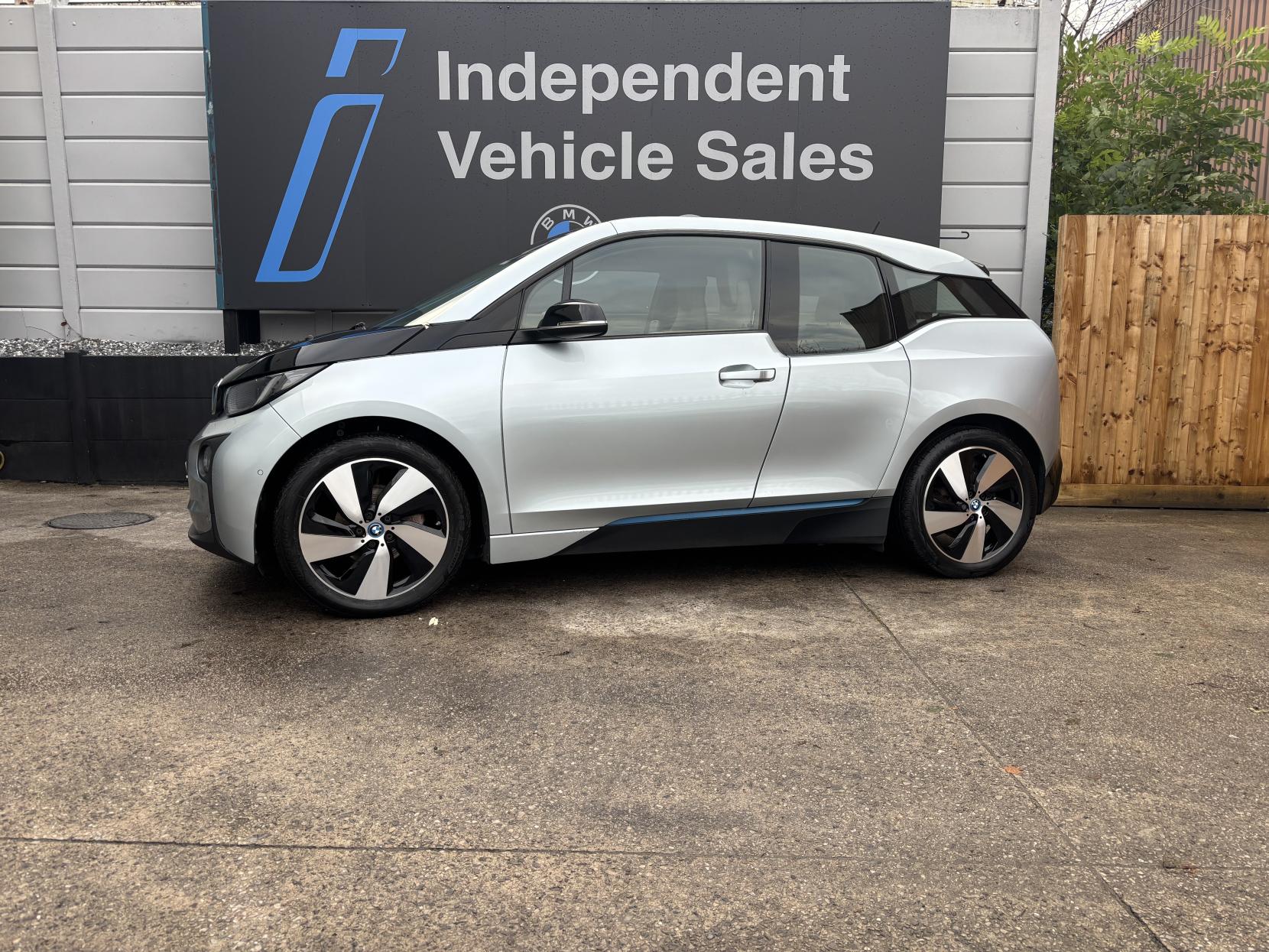 BMW i3 33kWh Hatchback 5dr Petrol Plug-in Hybrid Auto Euro 6 (s/s) (Range Extender) (170 ps)