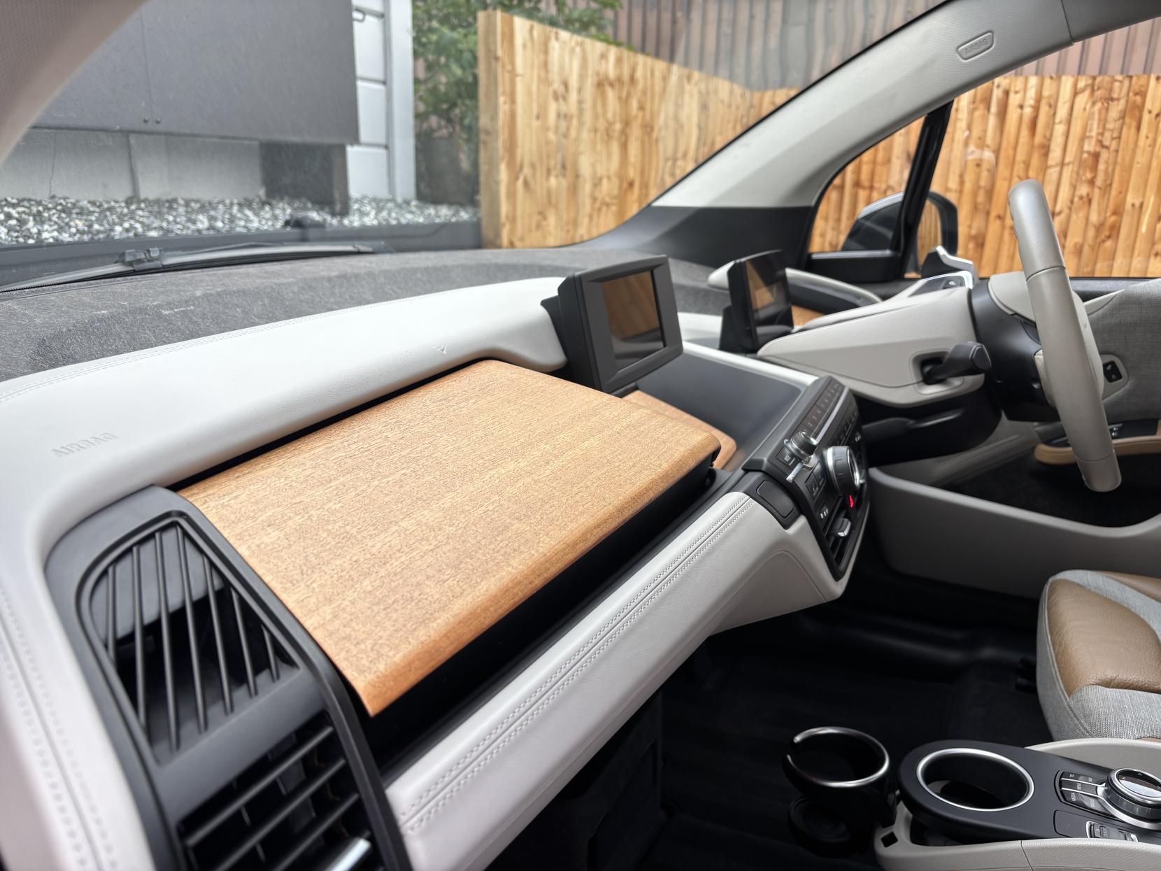 BMW i3 33kWh Hatchback 5dr Petrol Plug-in Hybrid Auto Euro 6 (s/s) (Range Extender) (170 ps)