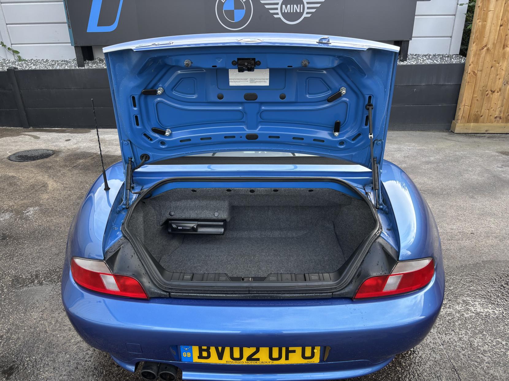 BMW Z3 2.2i Sapphire Edition Limited Edition Roadster 2dr Petrol Manual (222 g/km, 170 bhp)