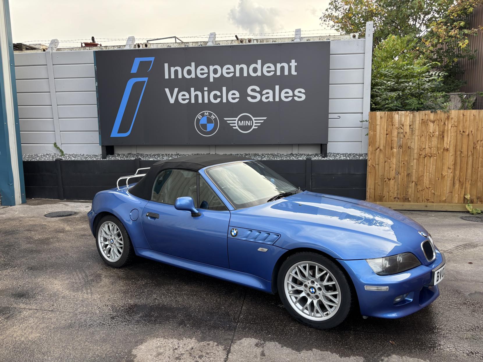 BMW Z3 2.2i Sapphire Edition Limited Edition Roadster 2dr Petrol Manual (222 g/km, 170 bhp)
