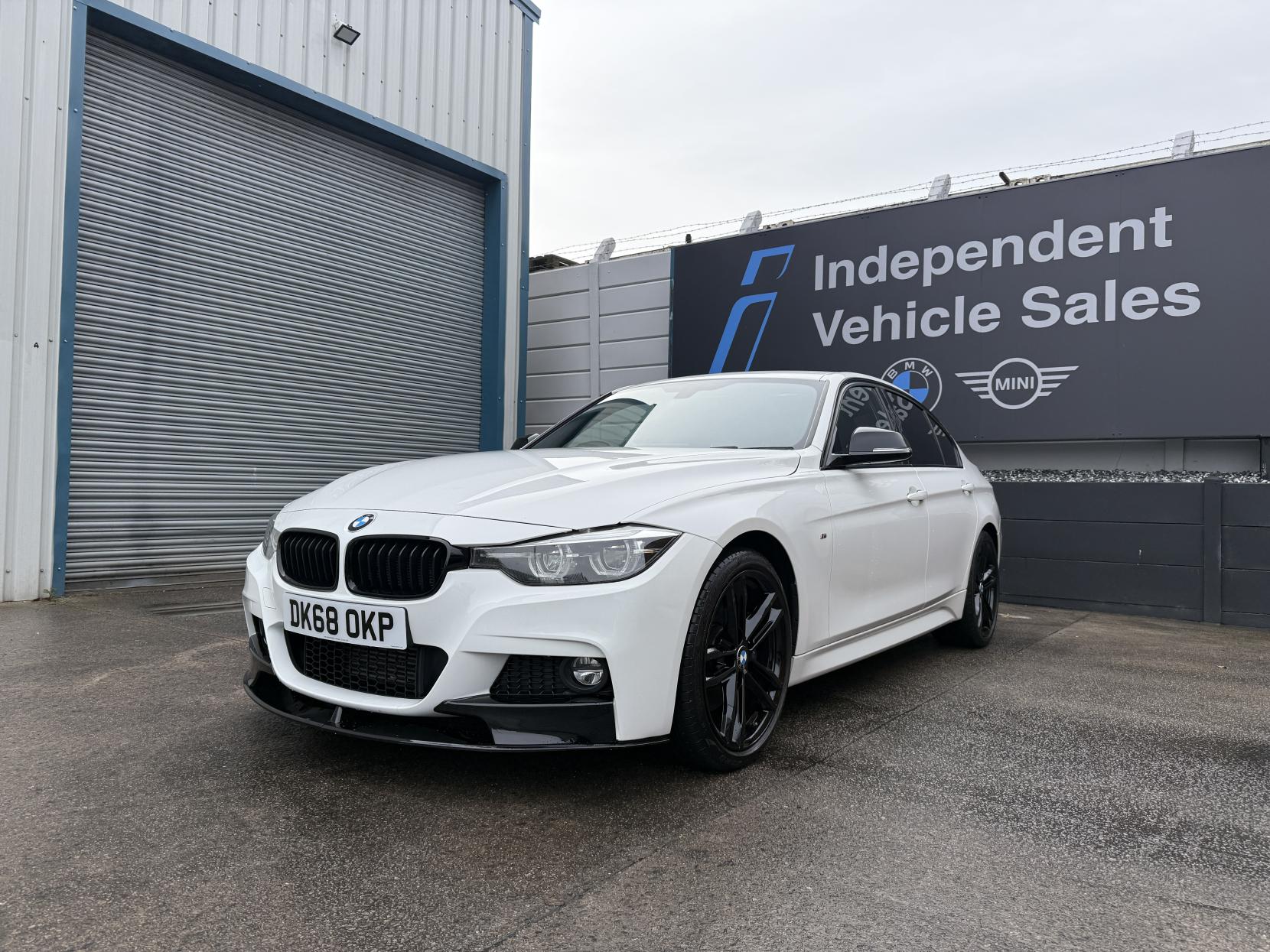 BMW 3 Series 2.0 320d M Sport Shadow Edition Saloon 4dr Diesel Auto Euro 6 (s/s) (190 ps)
