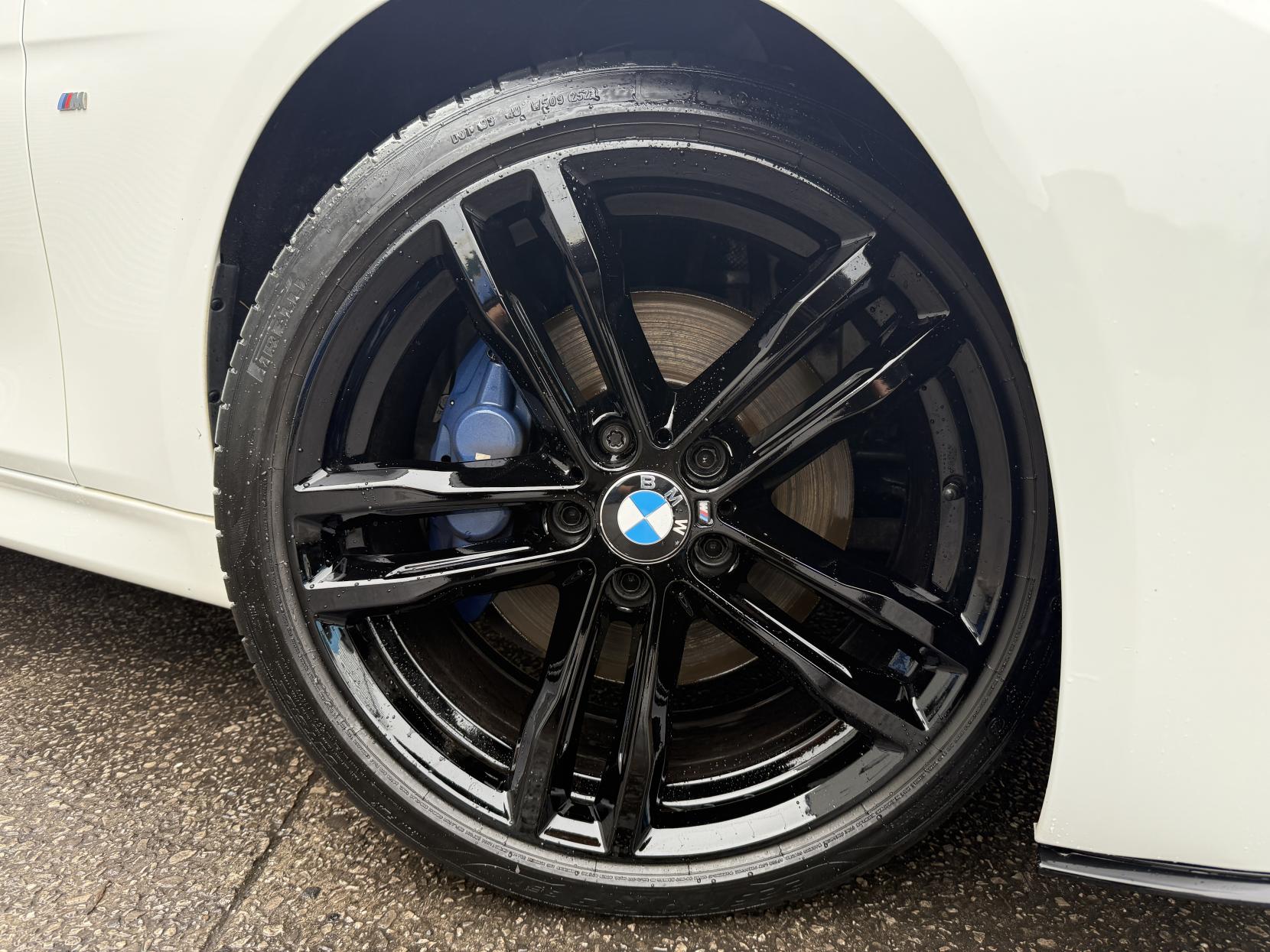 BMW 3 Series 2.0 320d M Sport Shadow Edition Saloon 4dr Diesel Auto Euro 6 (s/s) (190 ps)