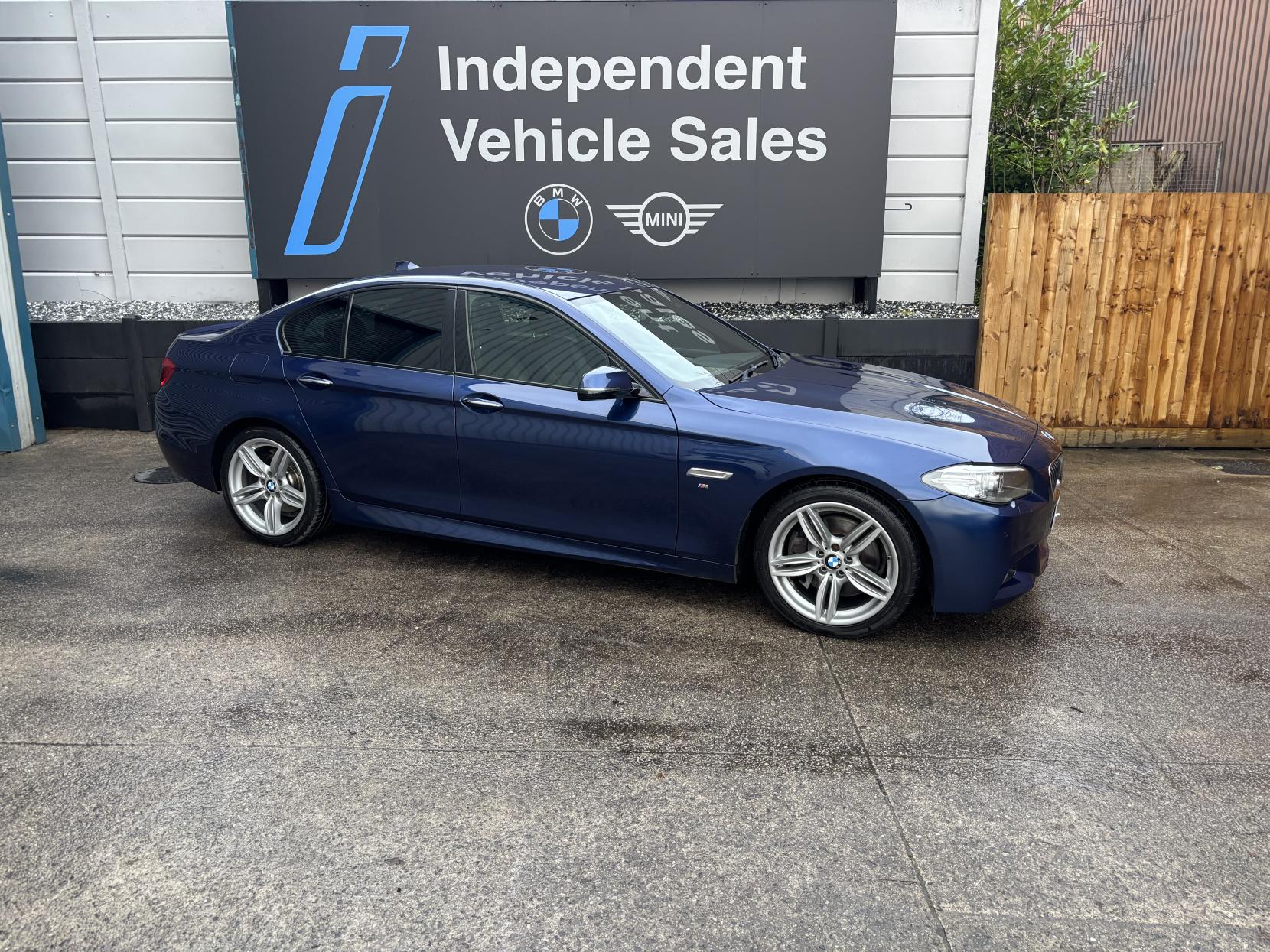 BMW 5 Series 2.0 525d M Sport Saloon 4dr Diesel Auto Euro 6 (s/s) (218 ps)