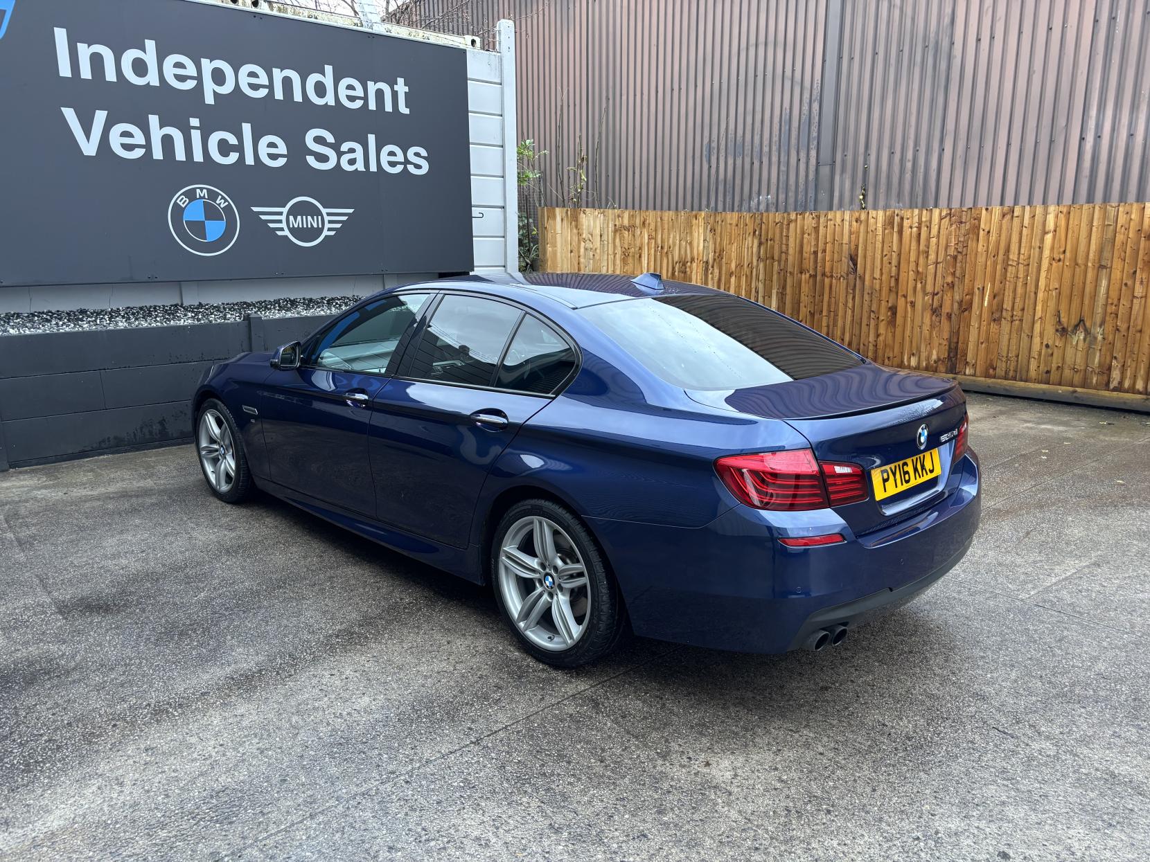 BMW 5 Series 2.0 525d M Sport Saloon 4dr Diesel Auto Euro 6 (s/s) (218 ps)