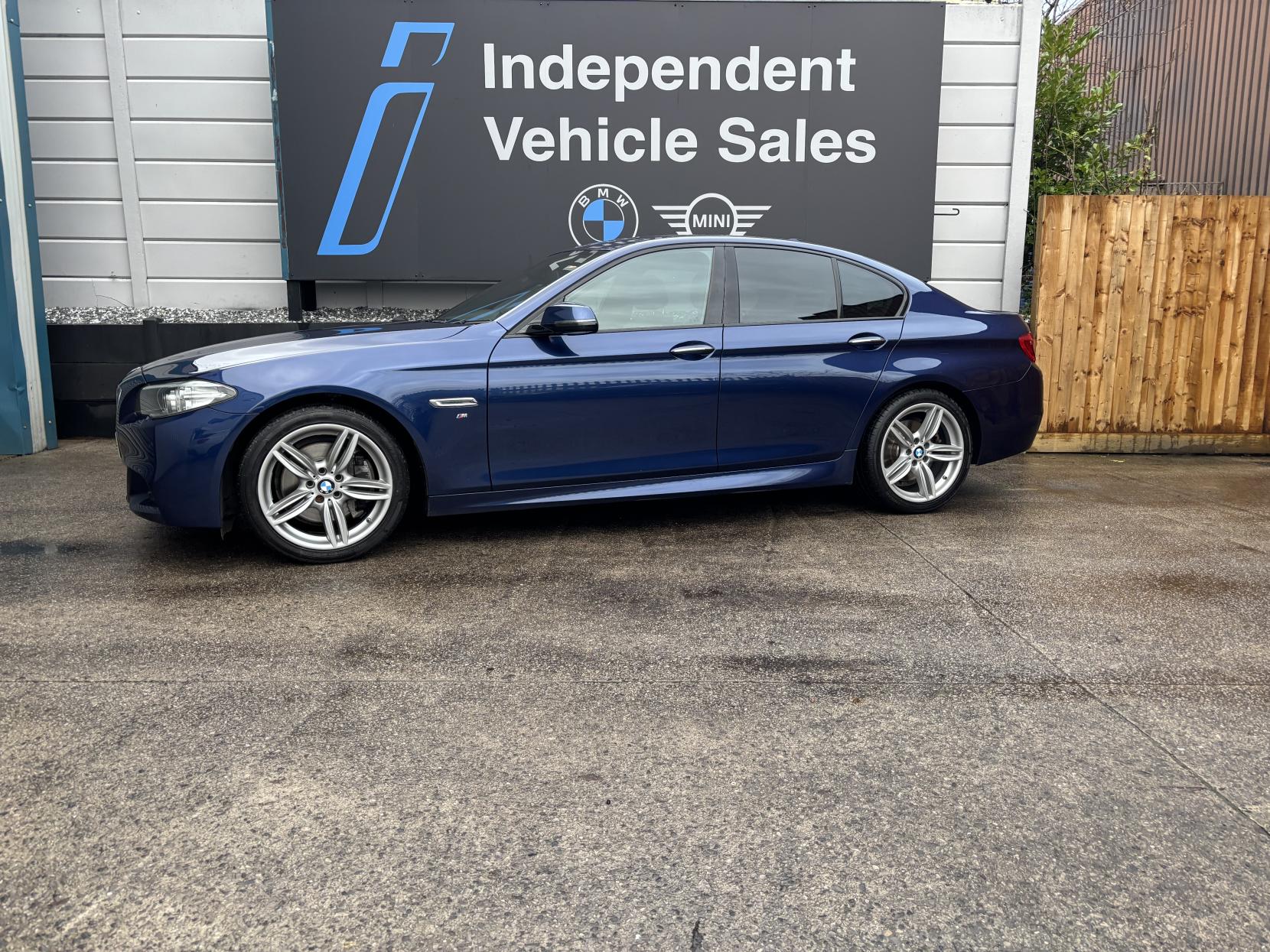BMW 5 Series 2.0 525d M Sport Saloon 4dr Diesel Auto Euro 6 (s/s) (218 ps)