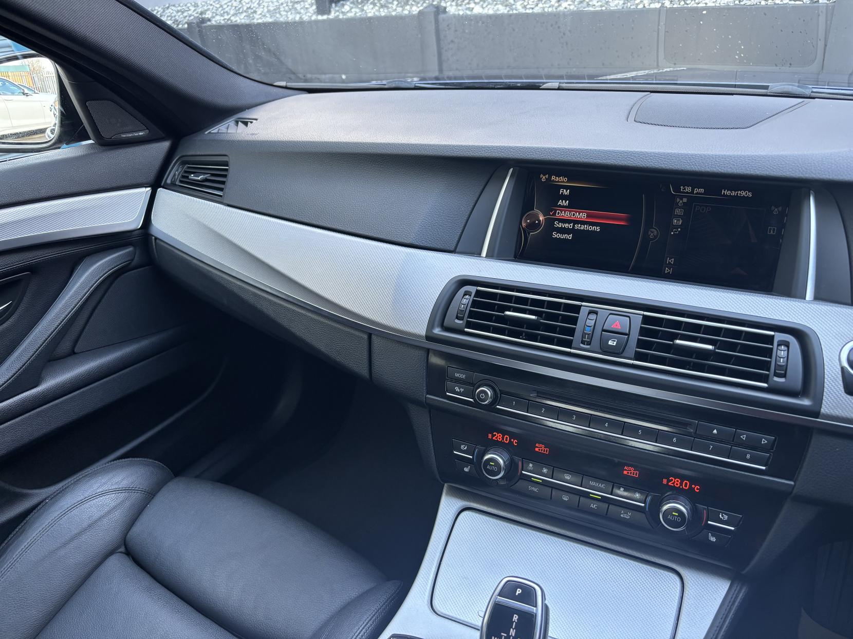 BMW 5 Series 2.0 525d M Sport Saloon 4dr Diesel Auto Euro 6 (s/s) (218 ps)