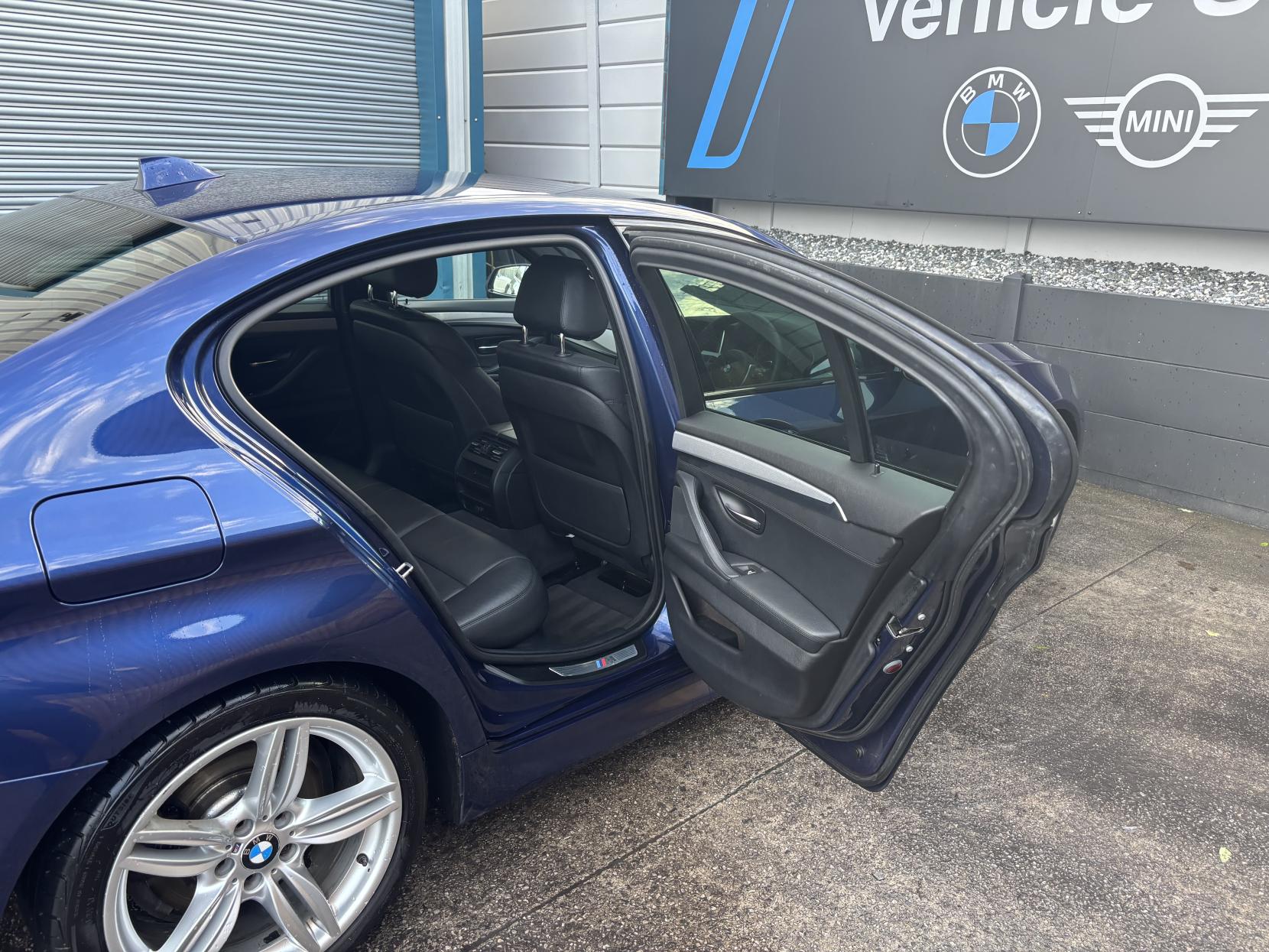 BMW 5 Series 2.0 525d M Sport Saloon 4dr Diesel Auto Euro 6 (s/s) (218 ps)