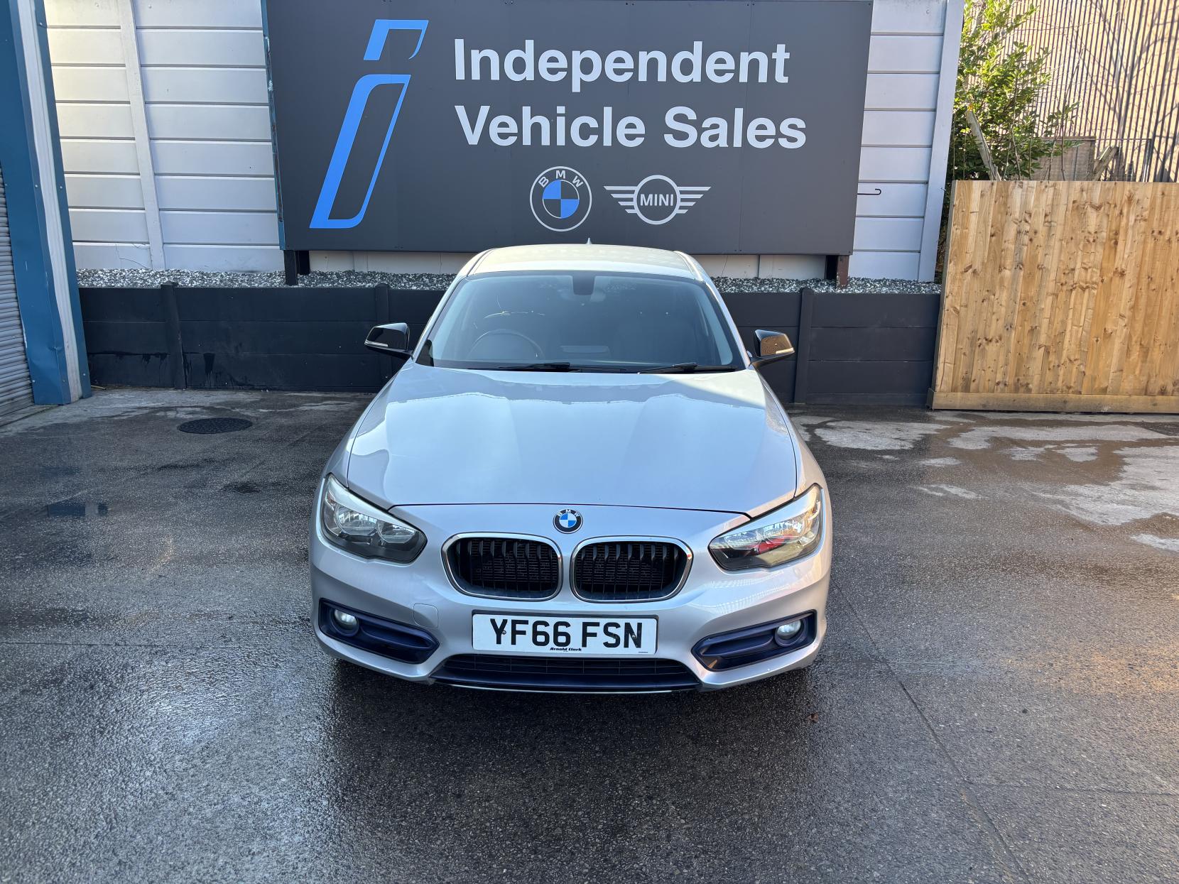 BMW 1 Series 1.5 118i Sport Hatchback 5dr Petrol Manual Euro 6 (s/s) (136 ps)