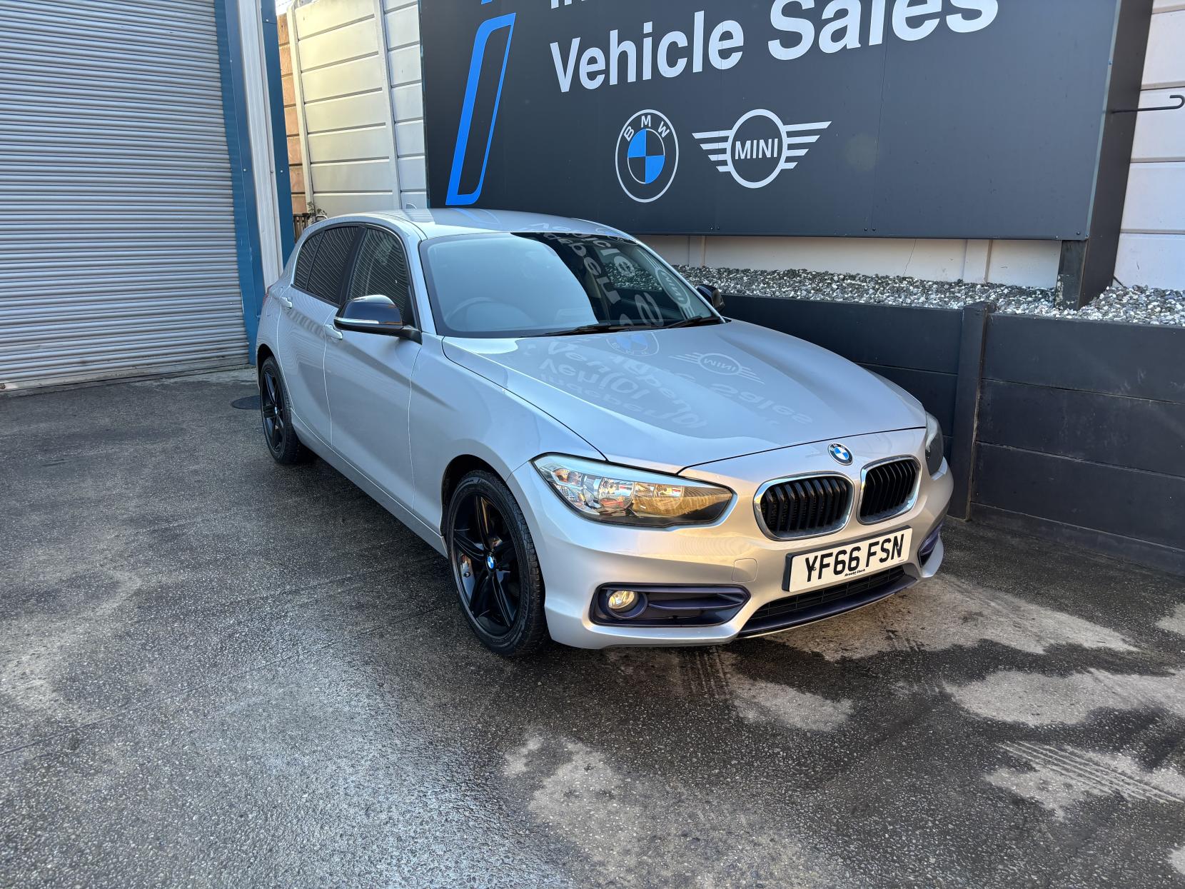 BMW 1 Series 1.5 118i Sport Hatchback 5dr Petrol Manual Euro 6 (s/s) (136 ps)