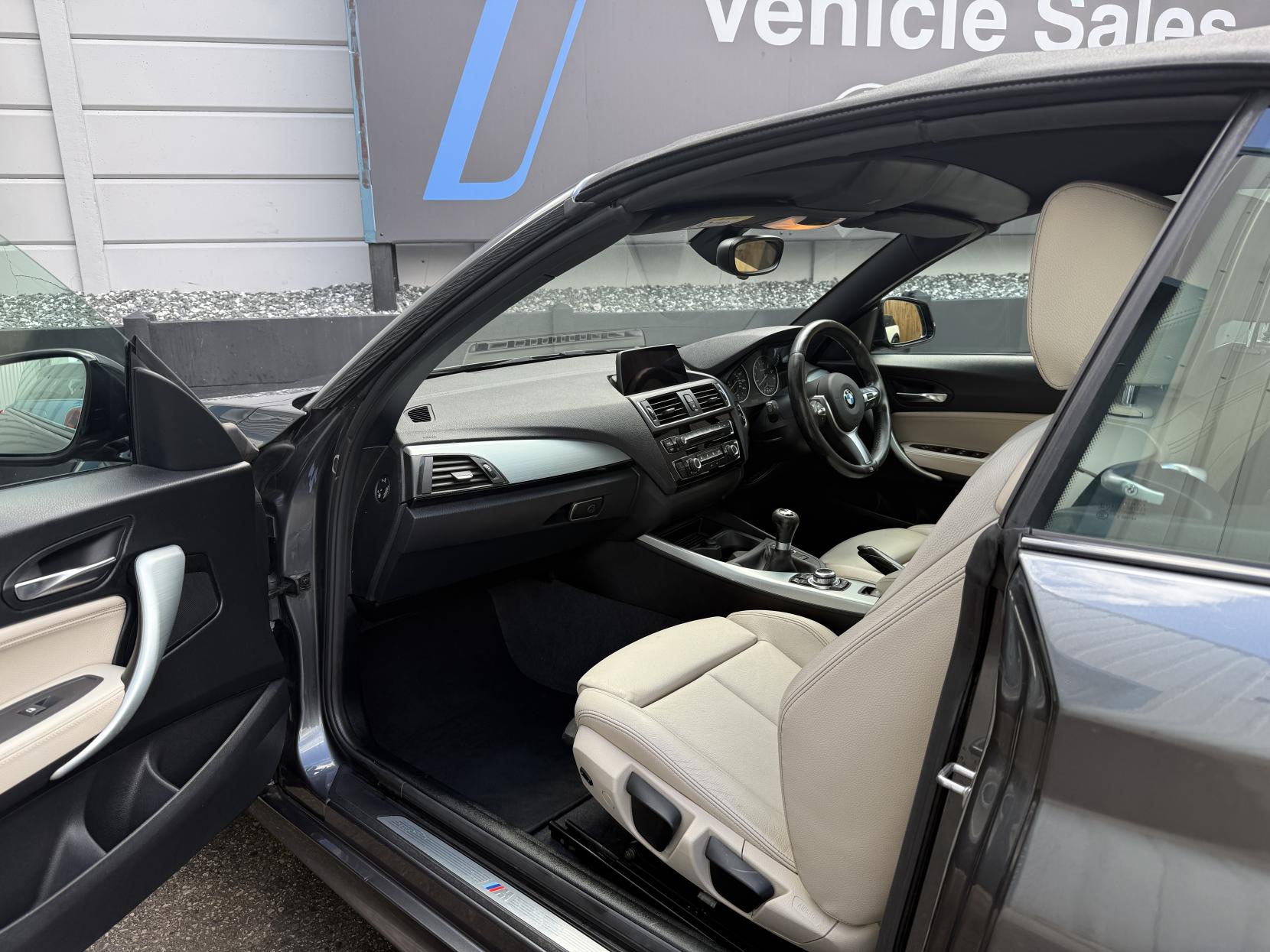 BMW 2 Series 1.5 218i M Sport Convertible 2dr Petrol Manual Euro 6 (s/s) (136 ps)