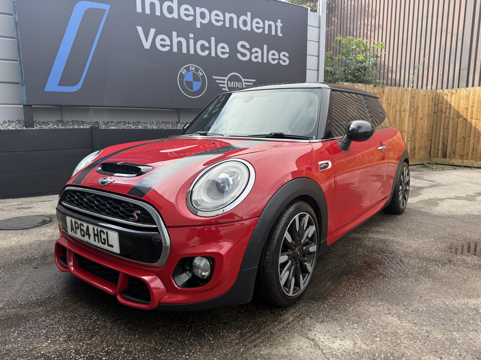 MINI Hatch 2.0 Cooper S Hatchback 3dr Petrol Auto Euro 6 (s/s) (192 ps)