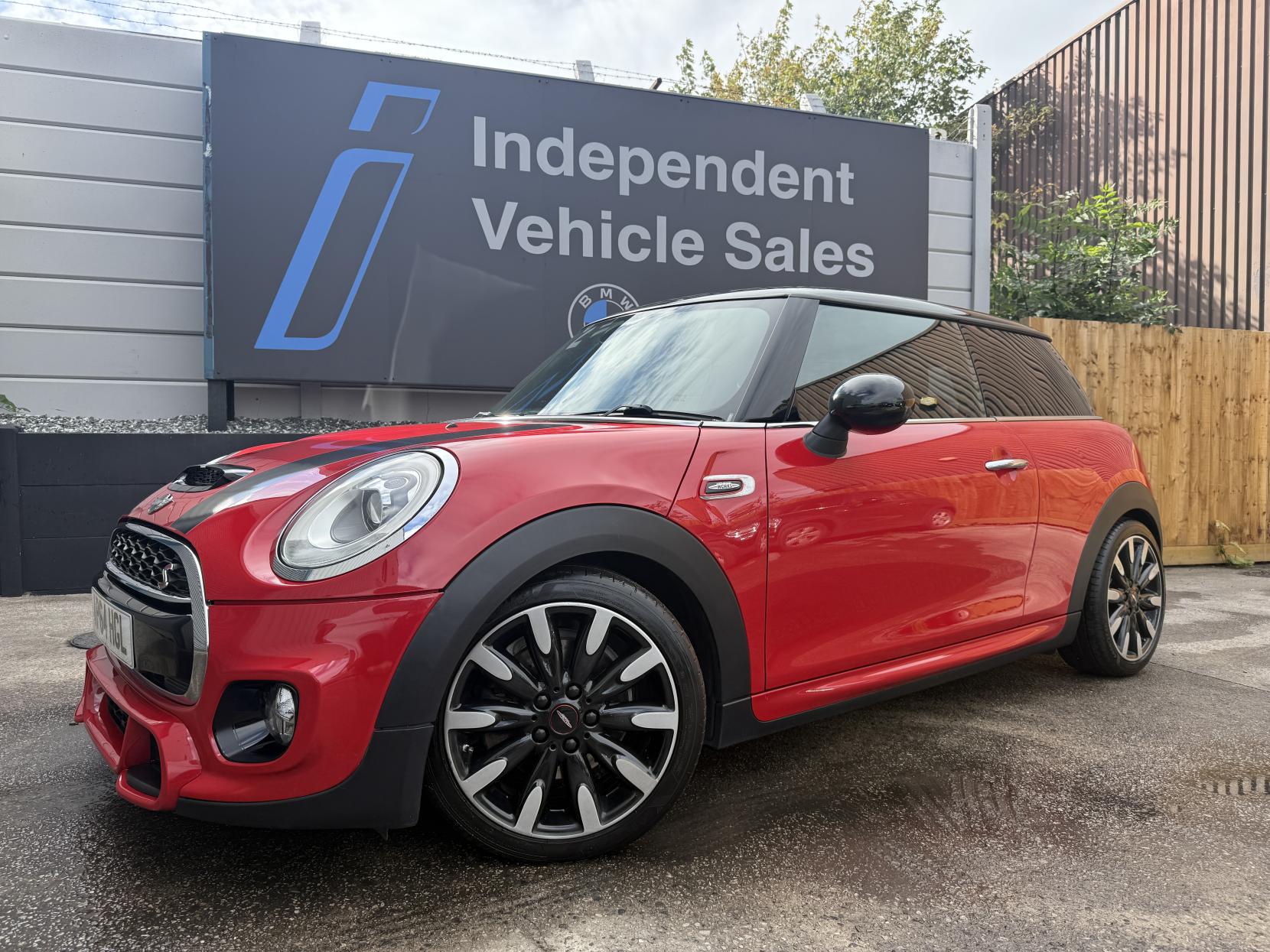 MINI Hatch 2.0 Cooper S Hatchback 3dr Petrol Auto Euro 6 (s/s) (192 ps)