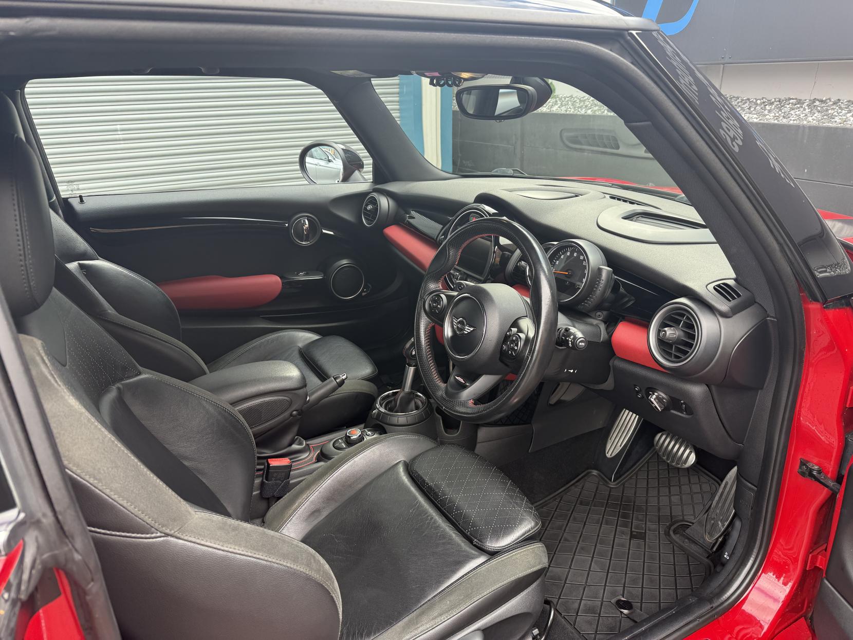MINI Hatch 2.0 Cooper S Hatchback 3dr Petrol Auto Euro 6 (s/s) (192 ps)