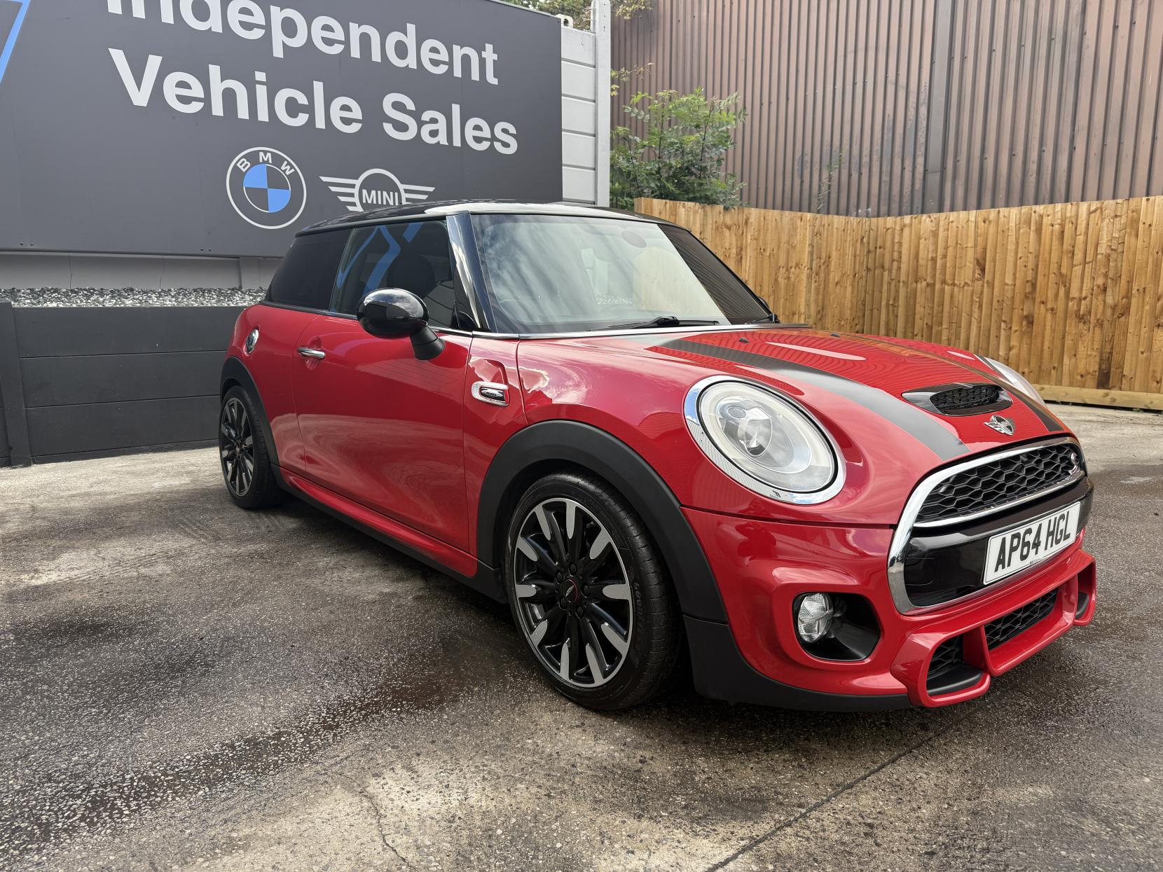MINI Hatch 2.0 Cooper S Hatchback 3dr Petrol Auto Euro 6 (s/s) (192 ps)
