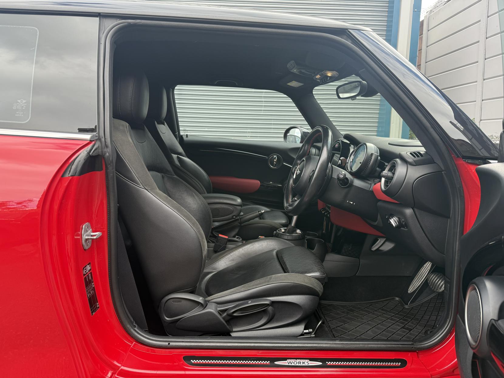 MINI Hatch 2.0 Cooper S Hatchback 3dr Petrol Auto Euro 6 (s/s) (192 ps)