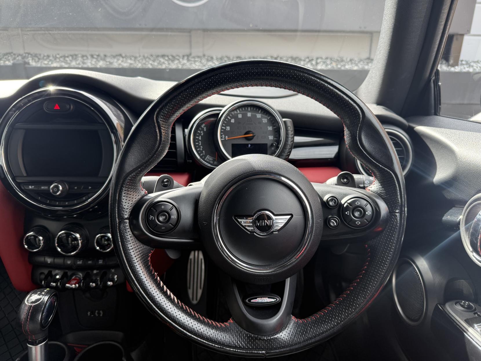 MINI Hatch 2.0 Cooper S Hatchback 3dr Petrol Auto Euro 6 (s/s) (192 ps)