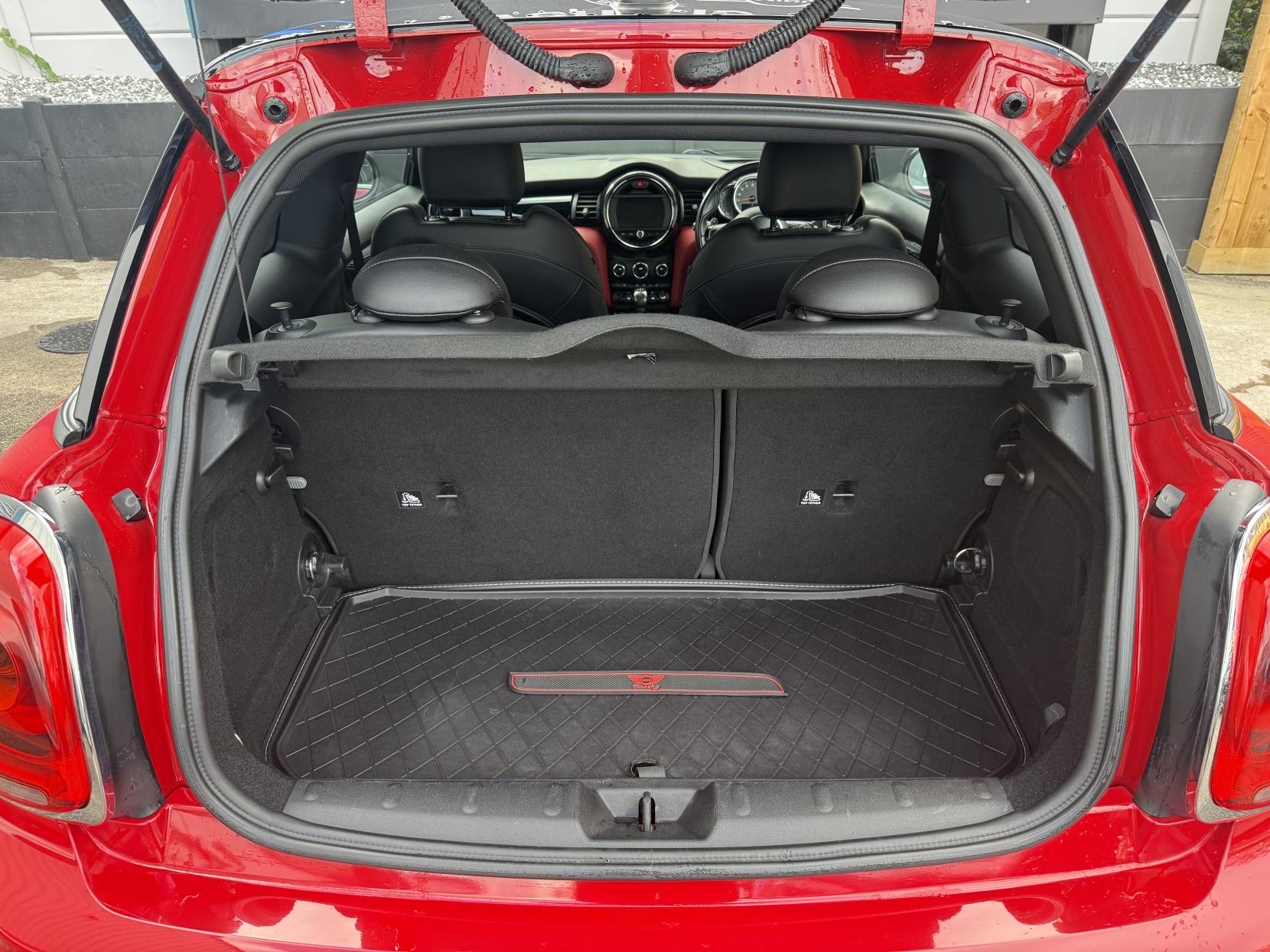MINI Hatch 2.0 Cooper S Hatchback 3dr Petrol Auto Euro 6 (s/s) (192 ps)