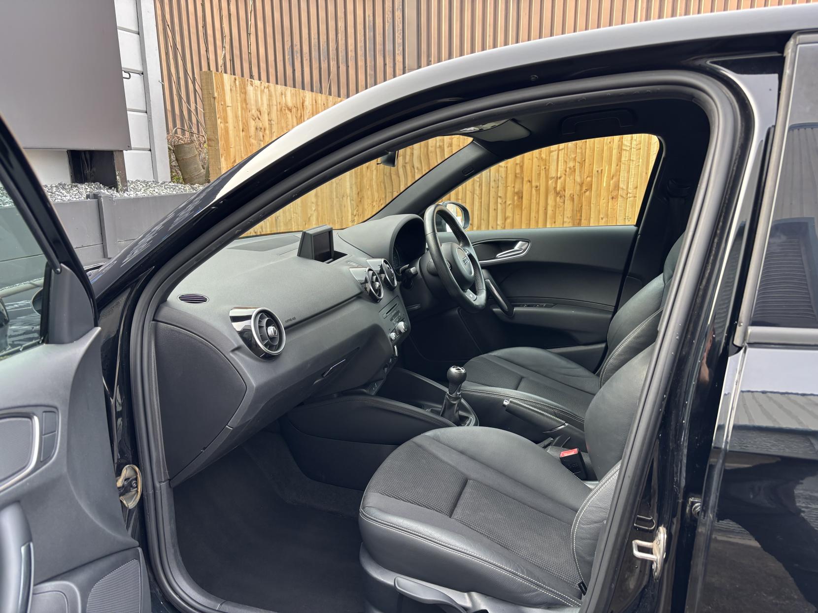 Audi A1 1.6 TDI S line Sportback 5dr Diesel Manual Euro 5 (s/s) (105 ps)