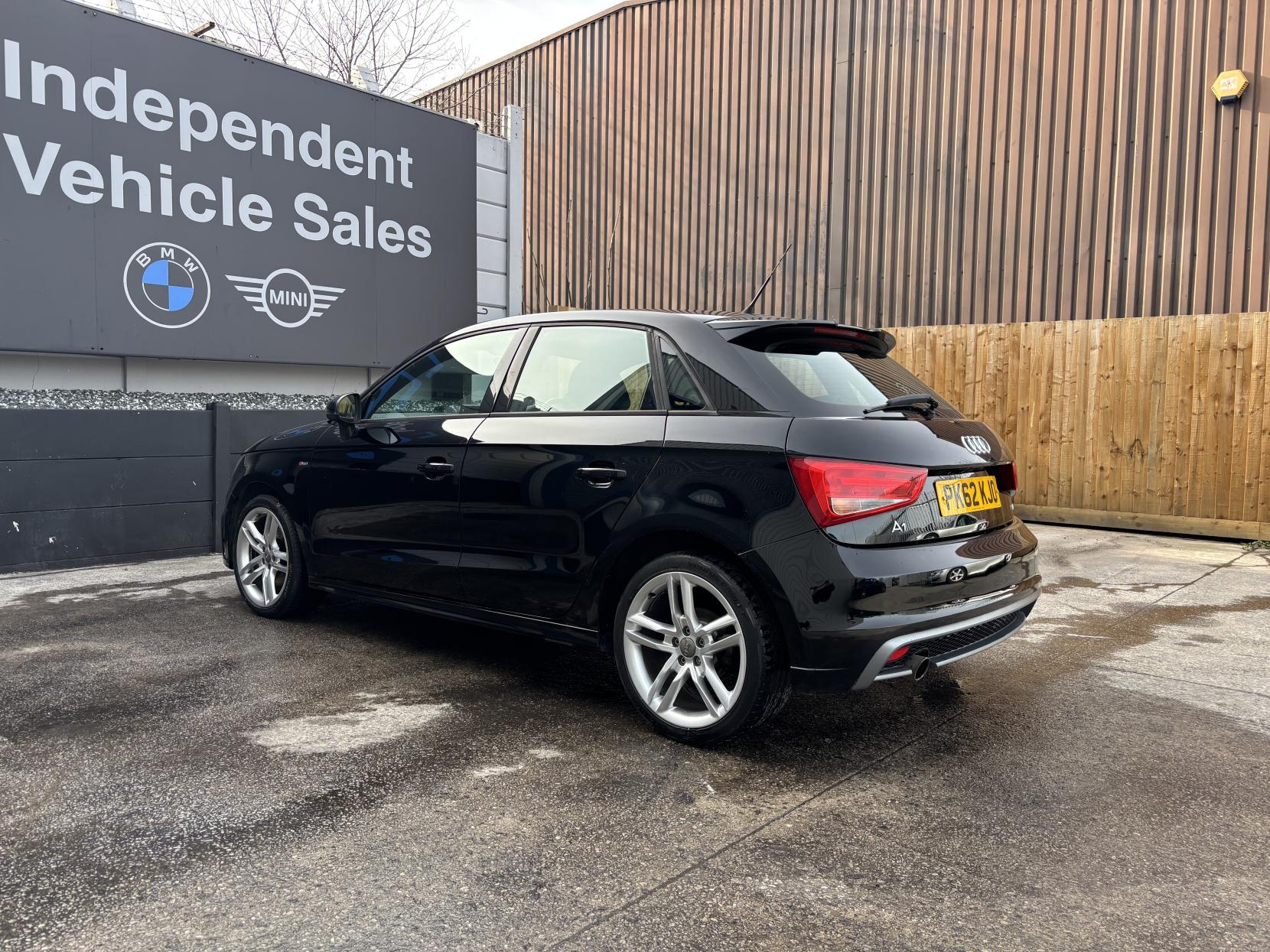 Audi A1 1.6 TDI S line Sportback 5dr Diesel Manual Euro 5 (s/s) (105 ps)